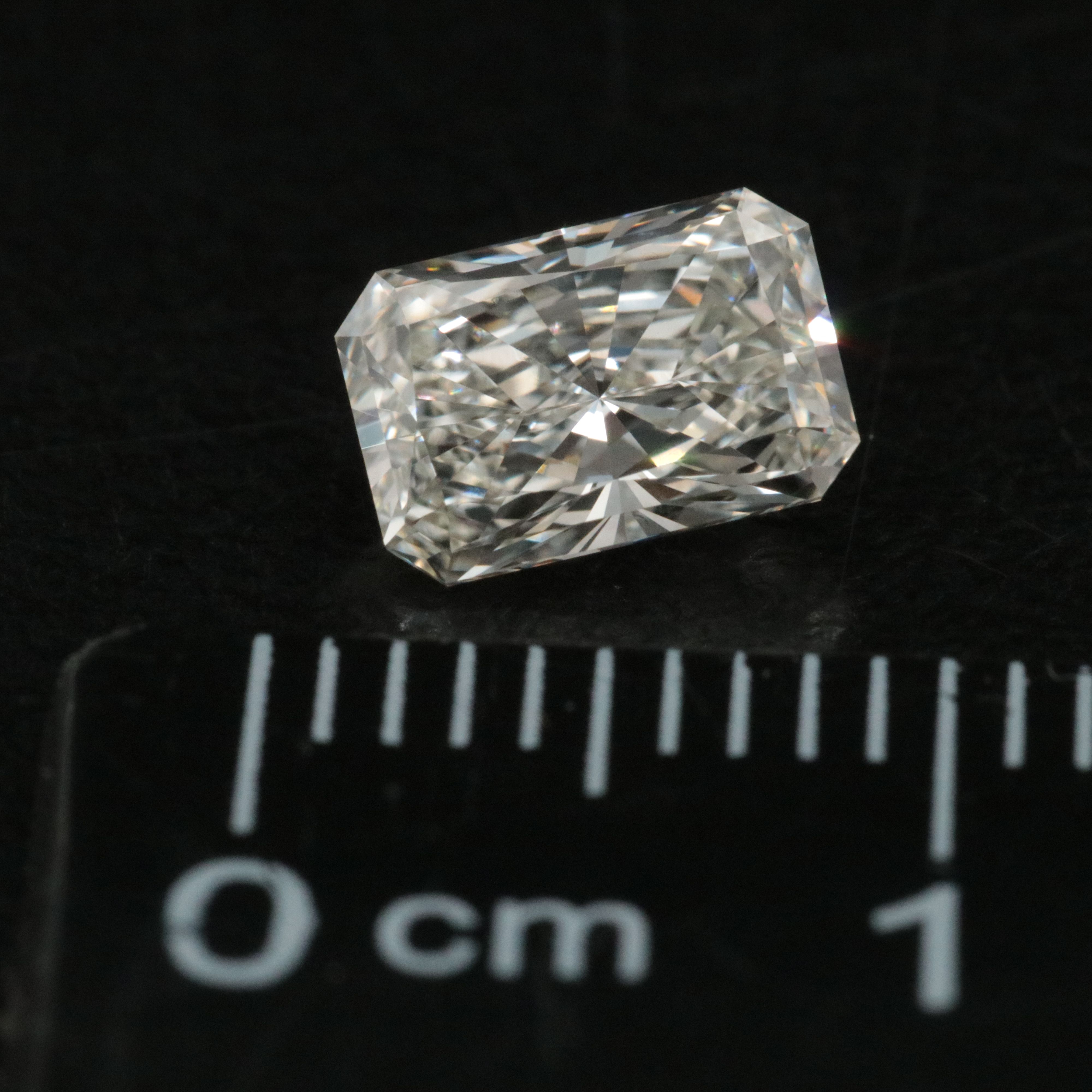 Loose 0.98 CT Lab Grown Diamond with IGI Report