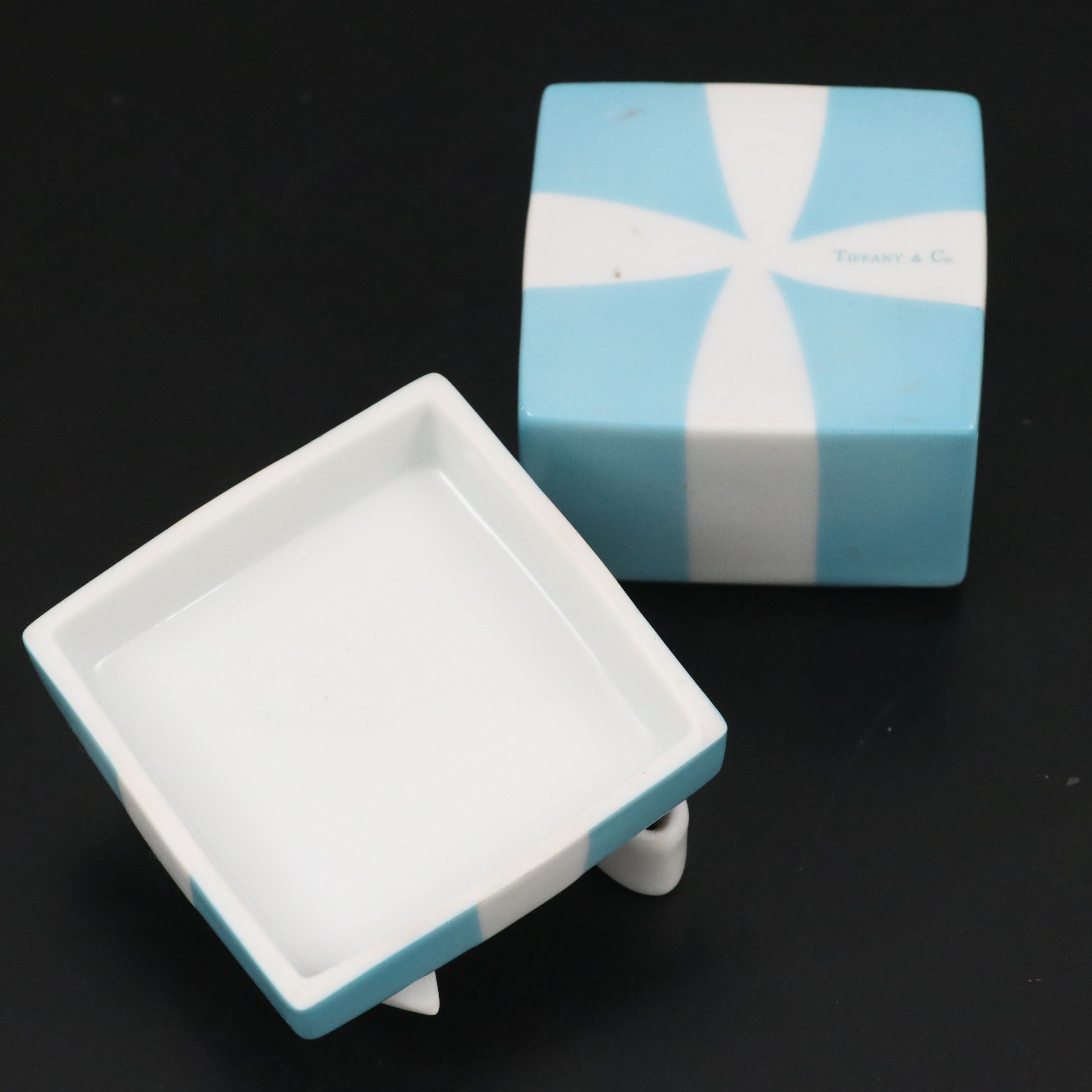 Tiffany & Co. "Frank Lloyd Wright" Crystal Candlestick with Ceramic Gift Box