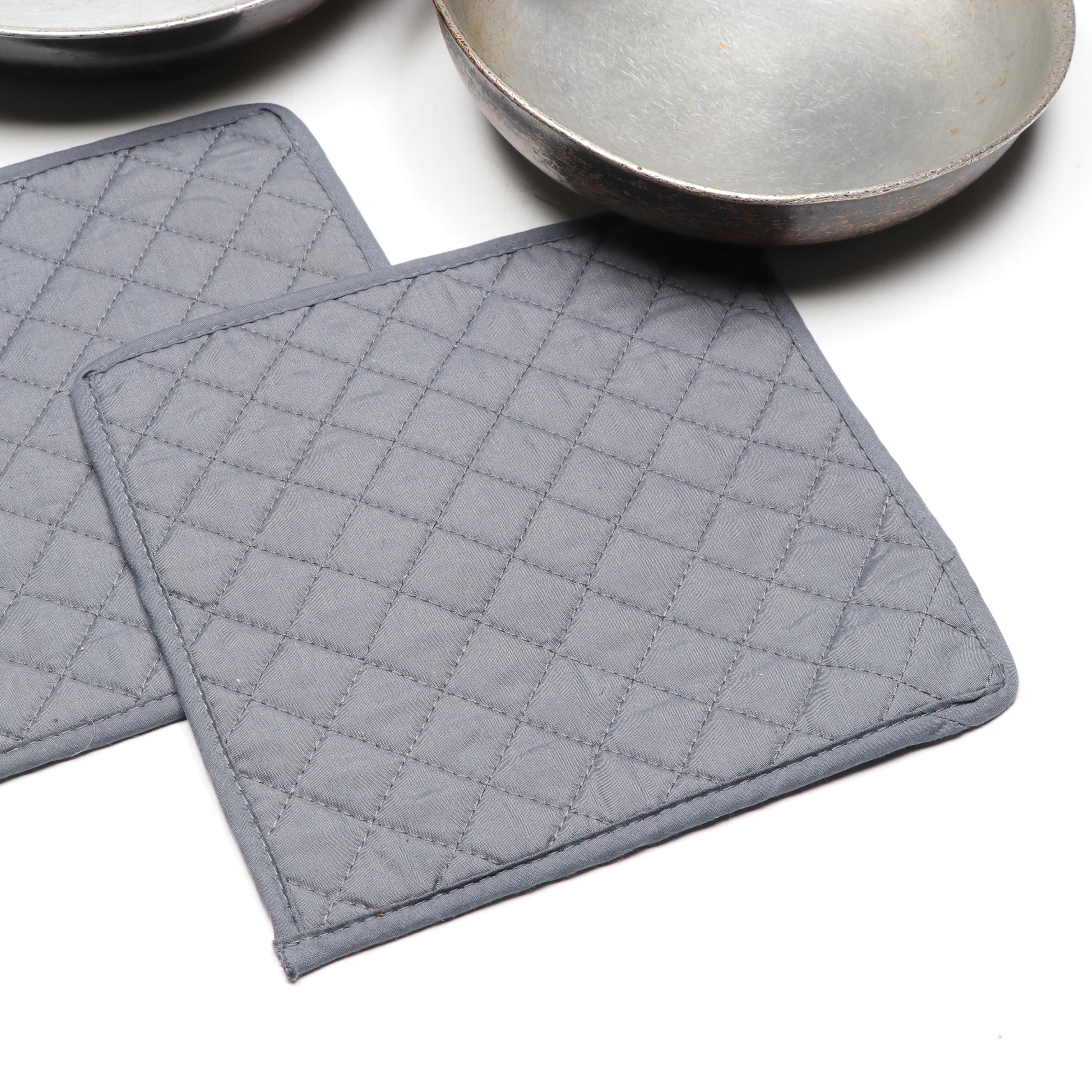 Choice Aluminum with Other Pans and Hot Pads