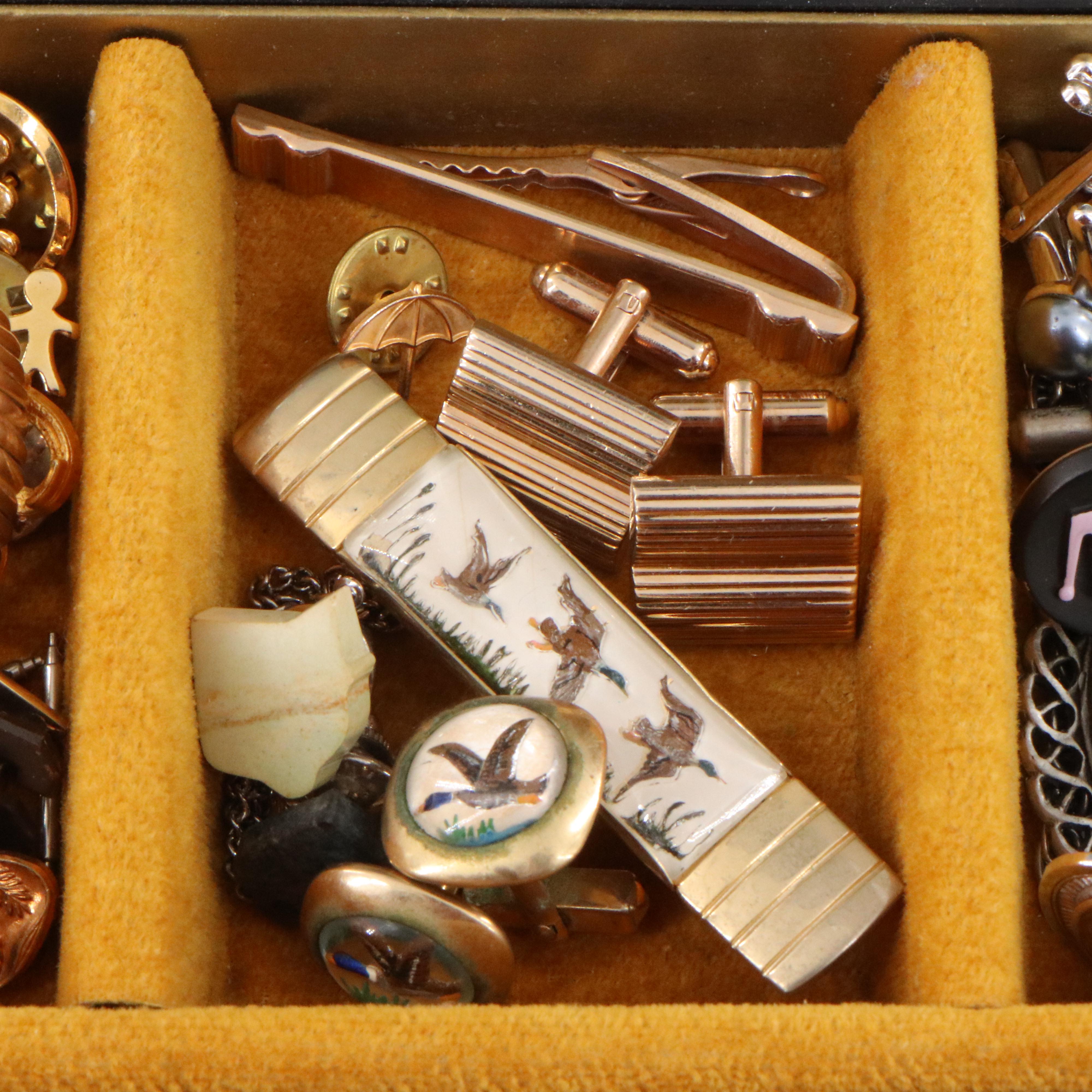 Uncommon Discoveries: Jewelry Collection