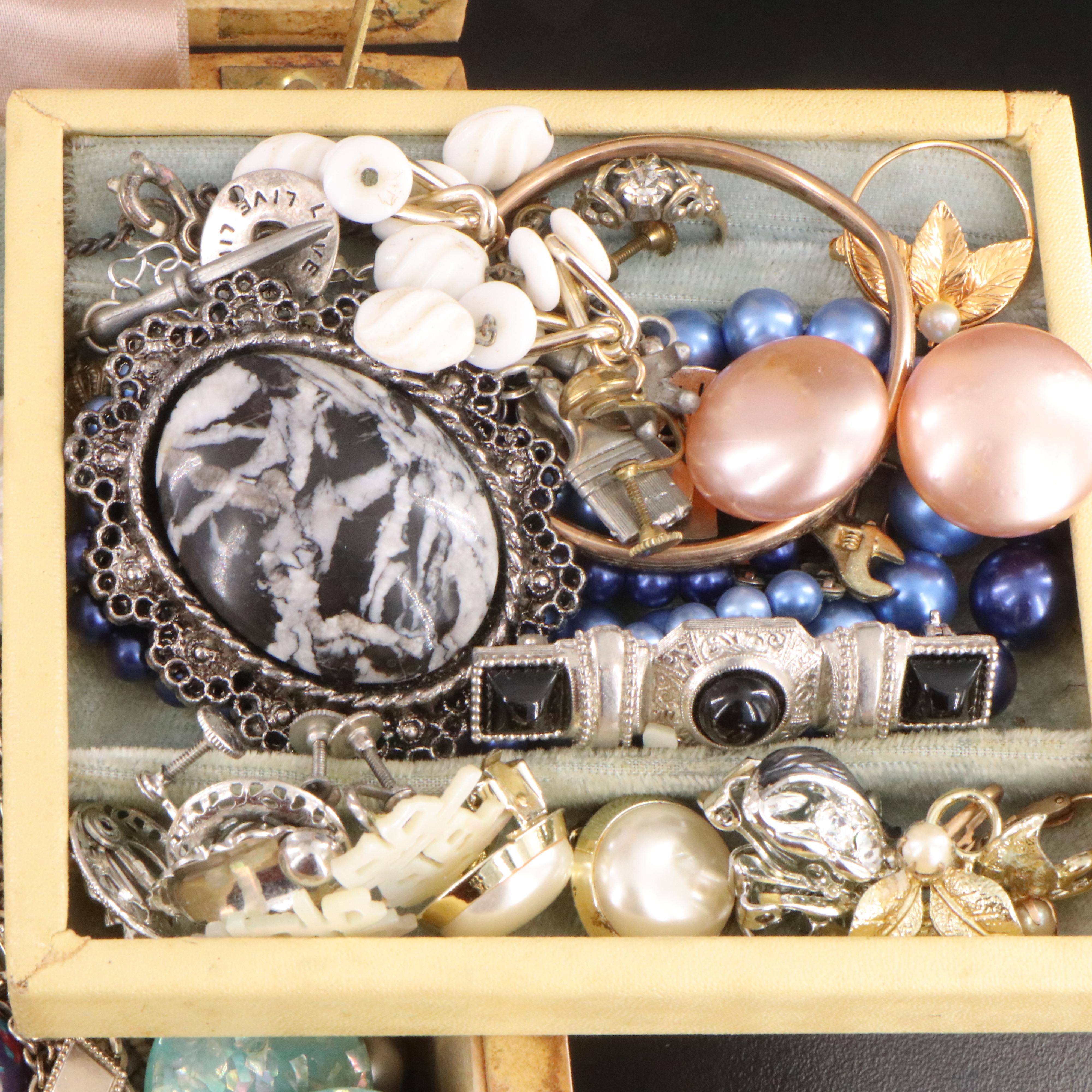 Uncommon Discoveries: Jewelry Collection