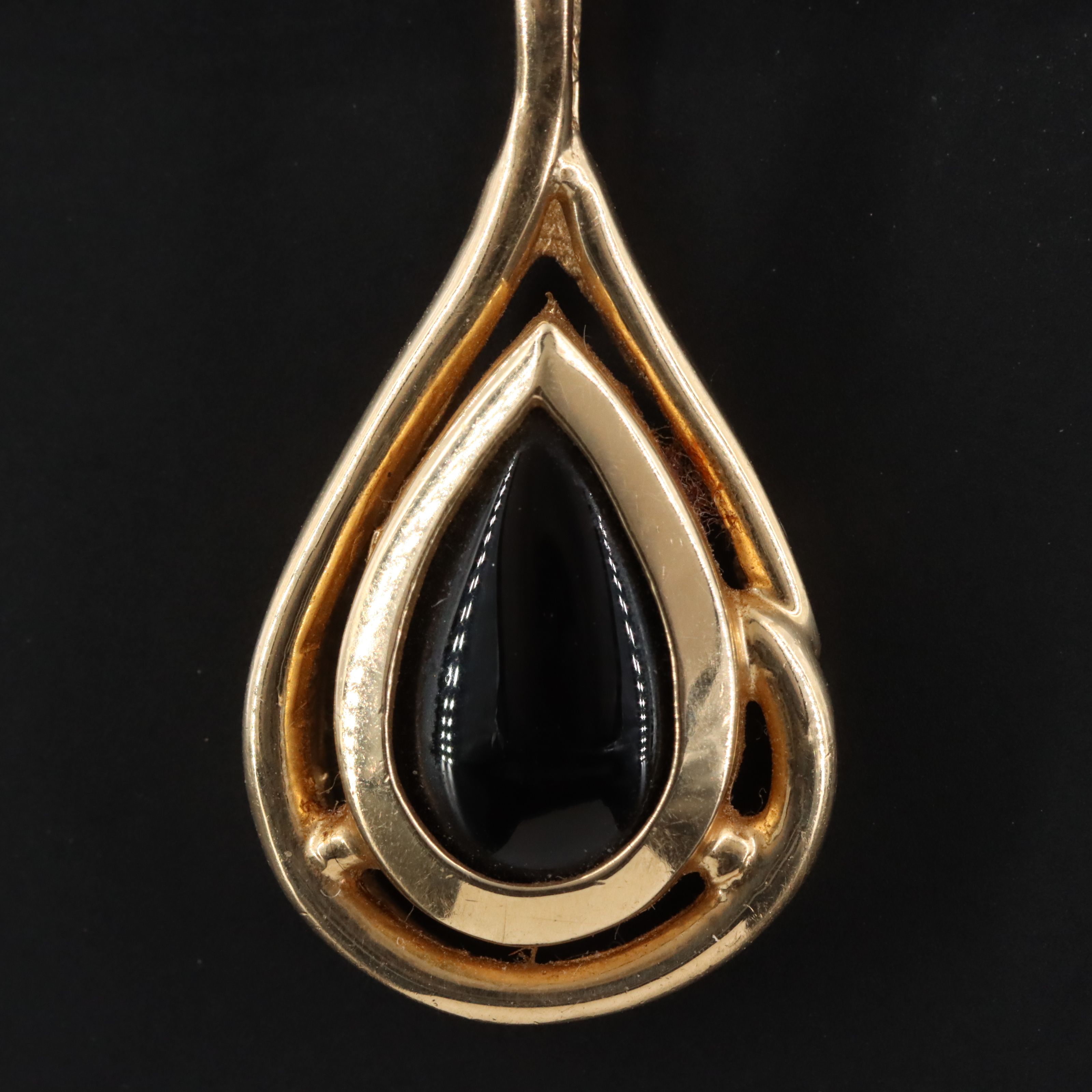 14K Black Onyx Pendant