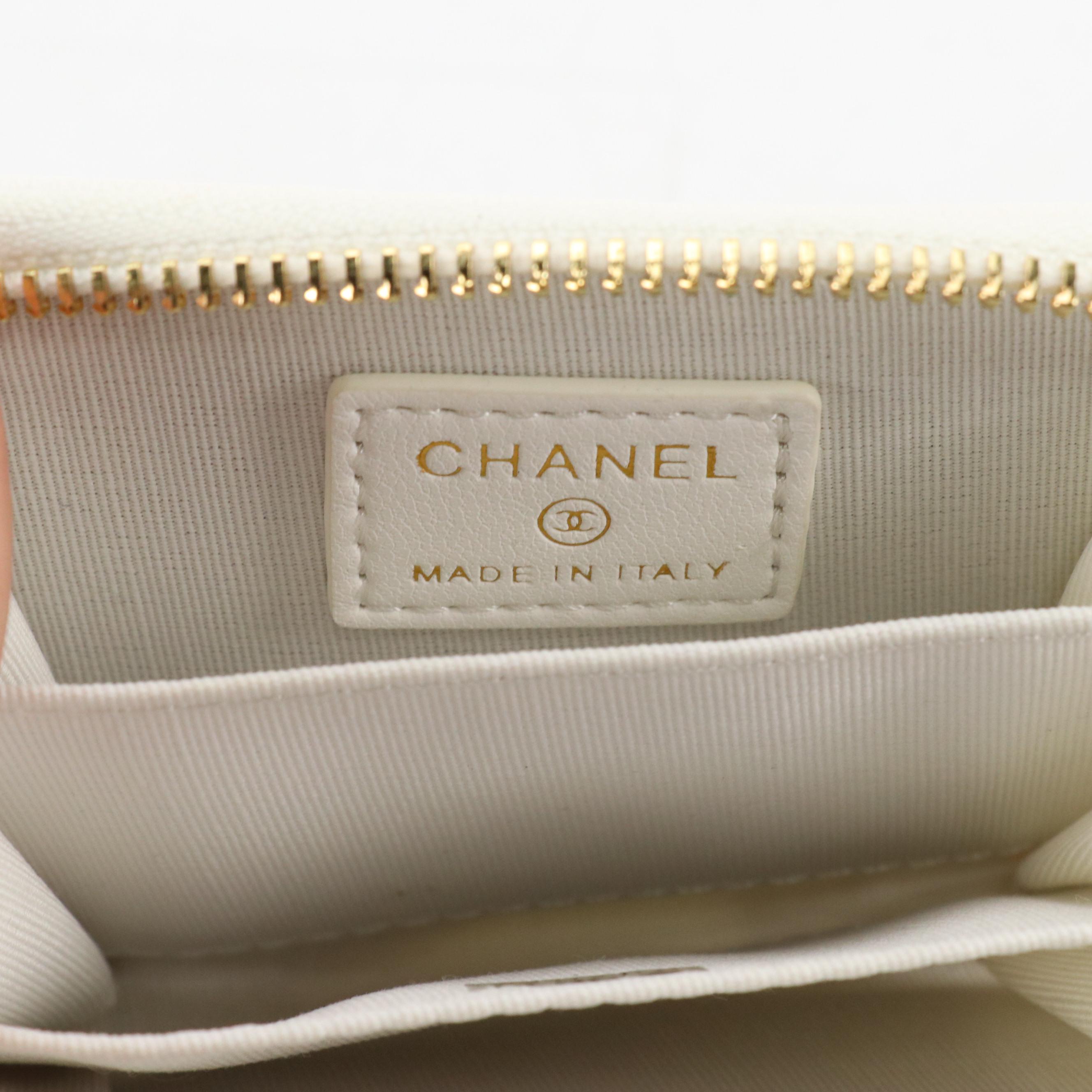Chanel VIP Gift Mini Bow Card Holder on Chain in Bouclé Tweed with Box