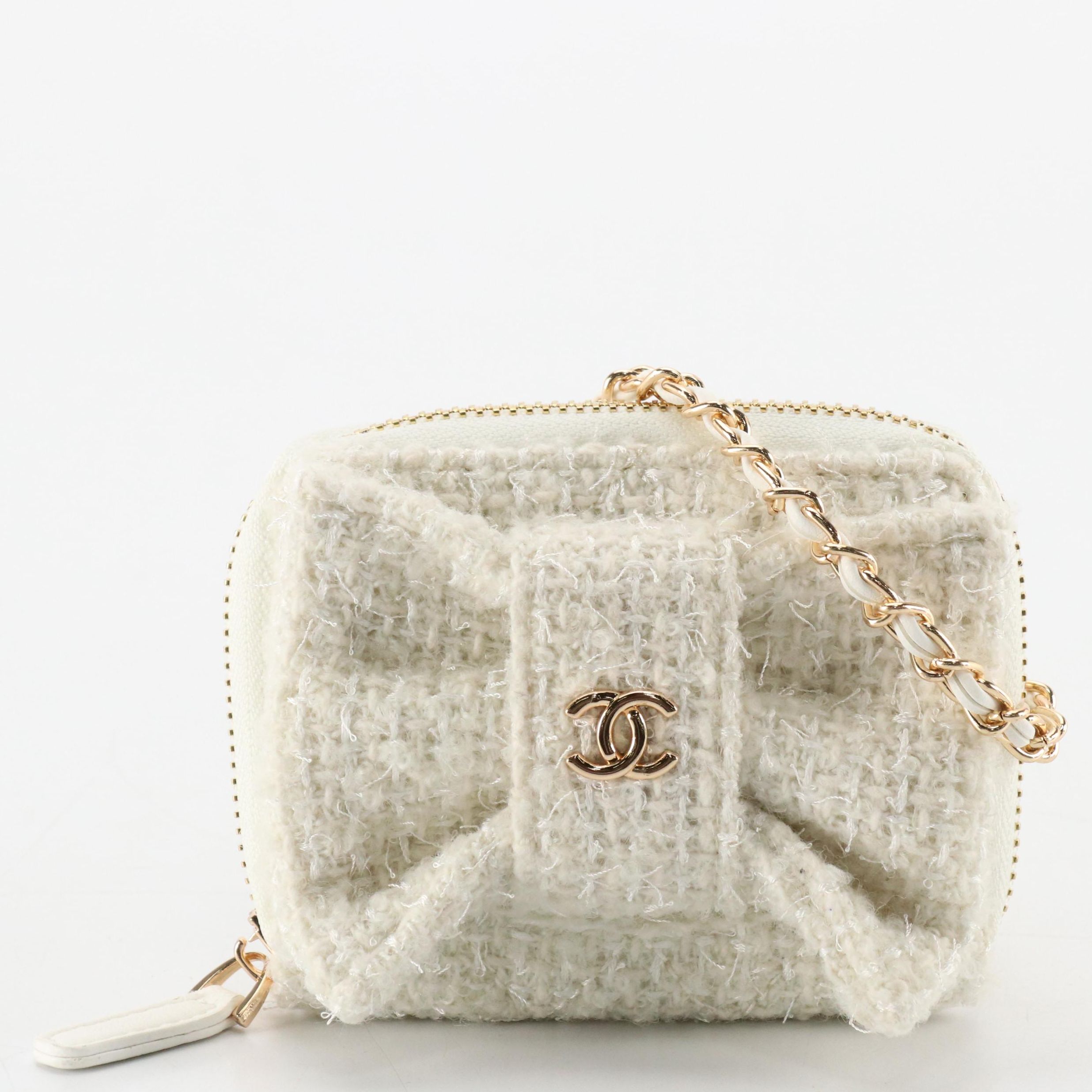 Chanel VIP Gift Mini Bow Card Holder on Chain in Bouclé Tweed with Box