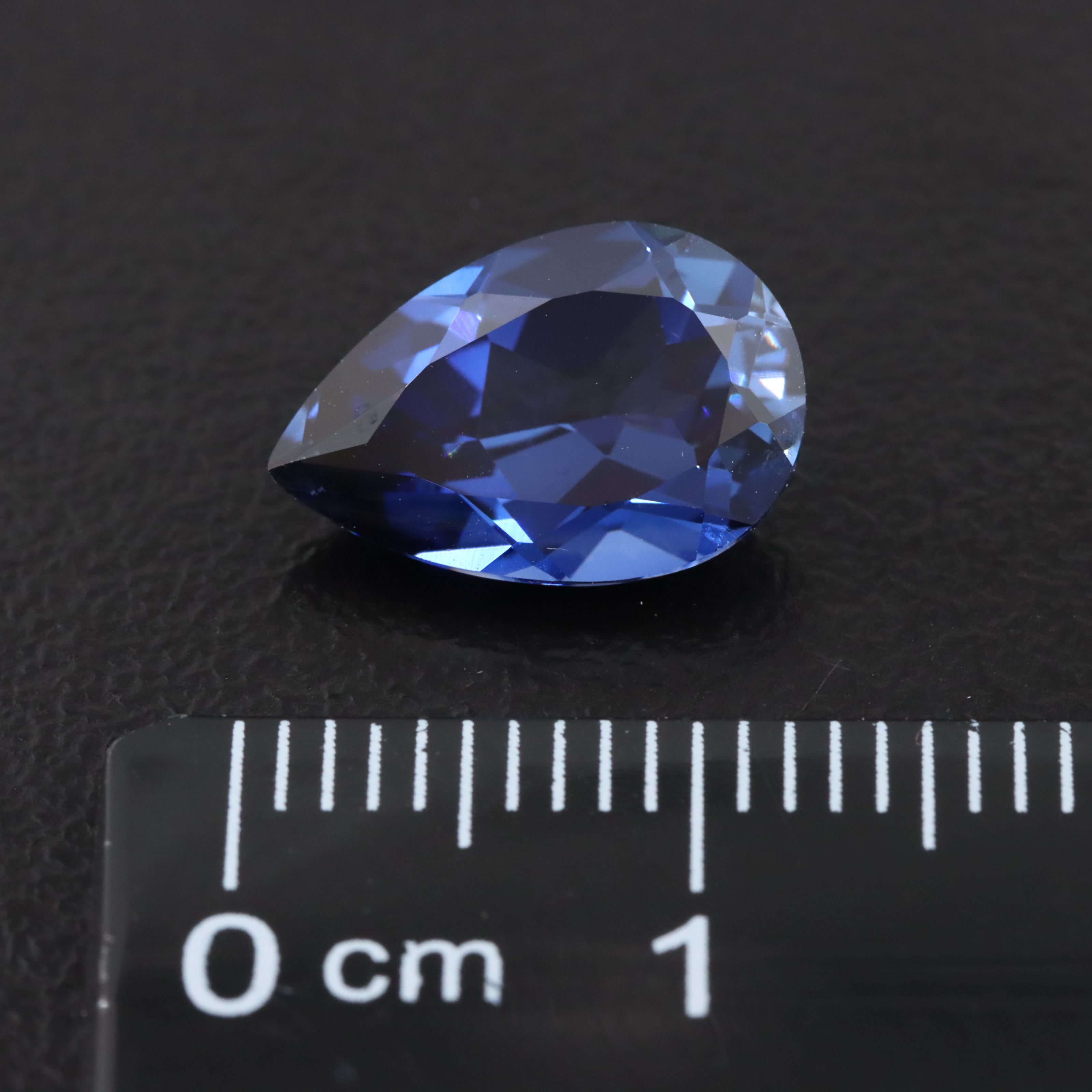 Loose 3.81 CT Lab Grown Sapphire