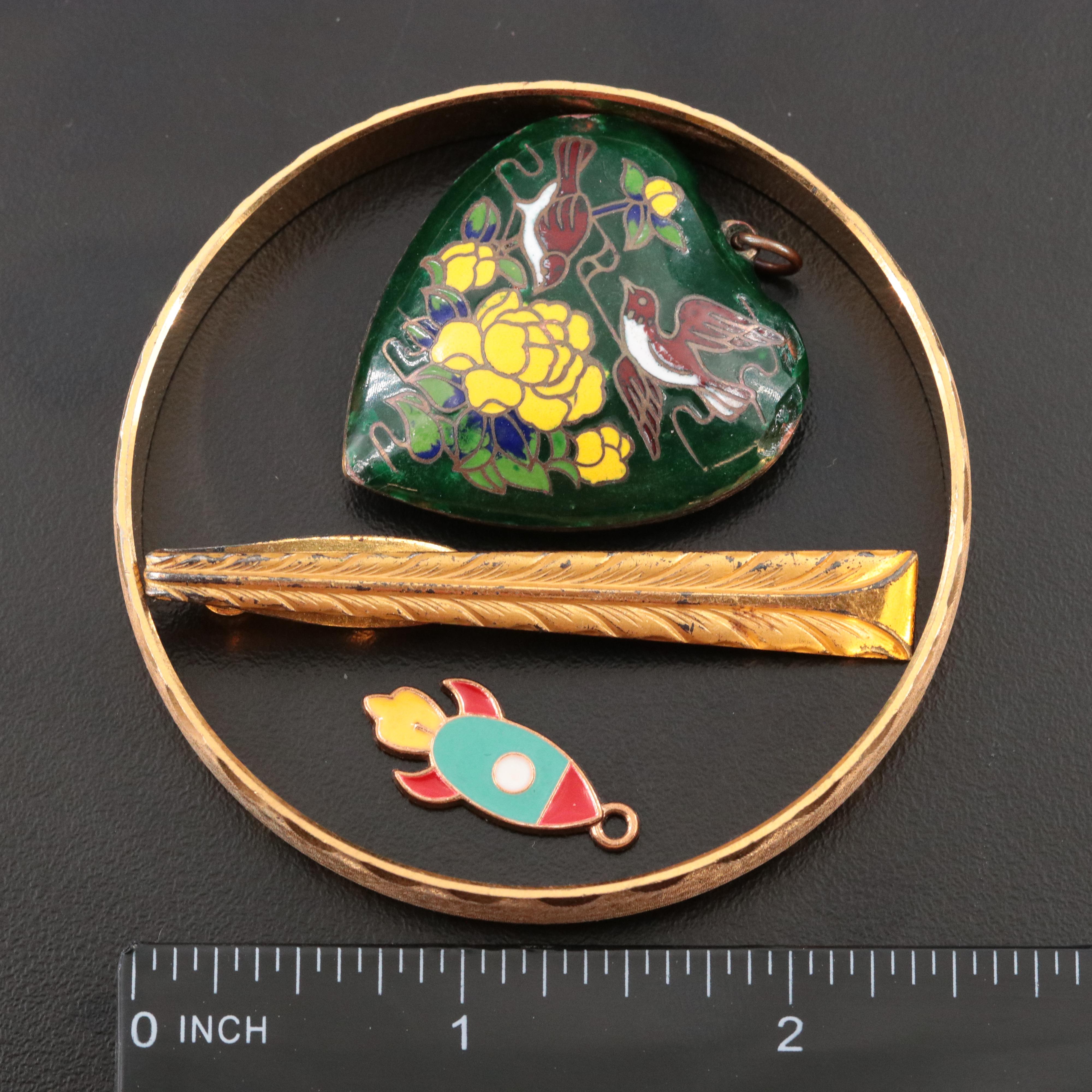 Sterling, Mother-of-Pearl and Lia Sophia Featured in Jewelry Collection