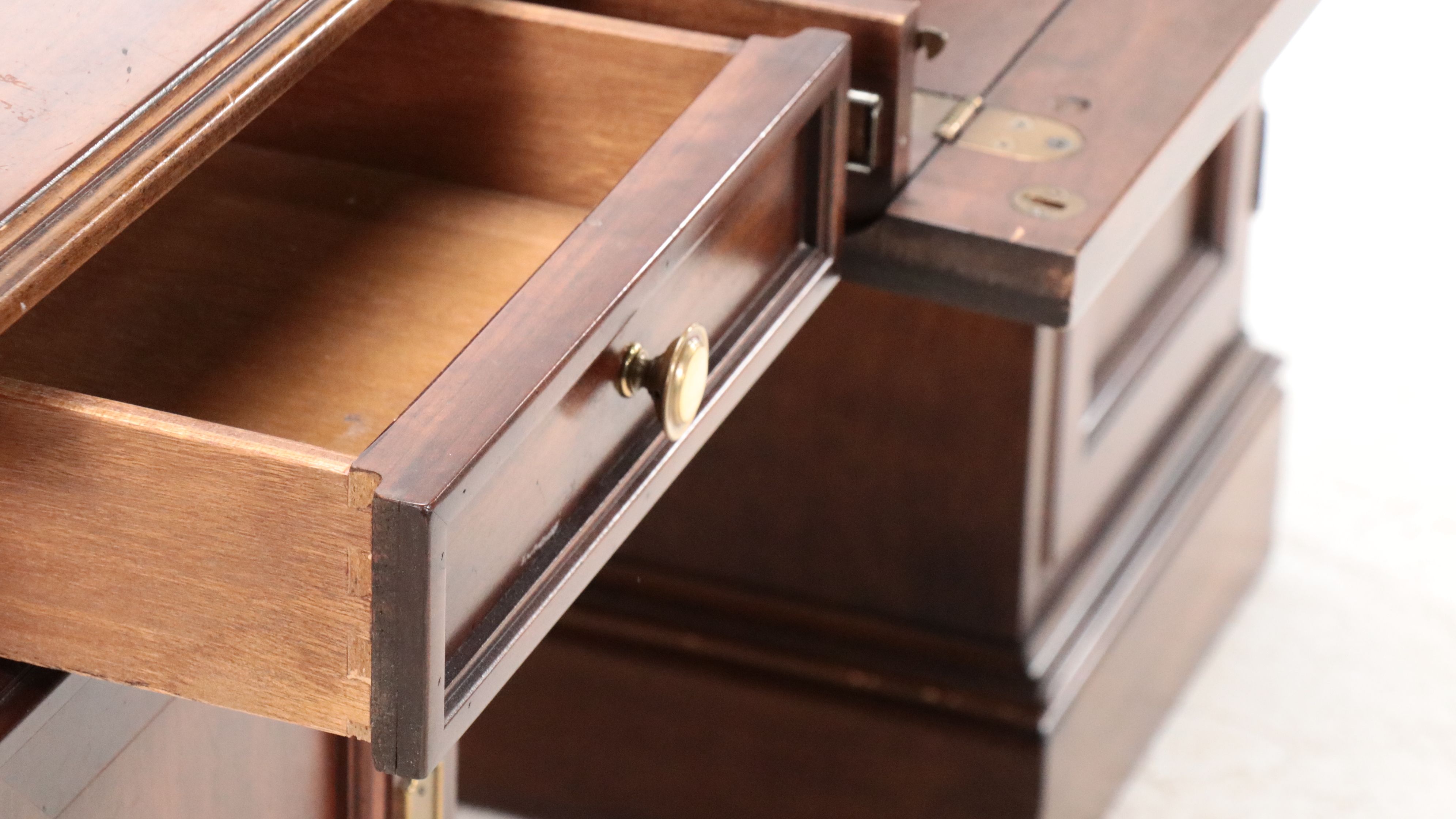 Sligh Traditional Style Cherry Kneehole Desk