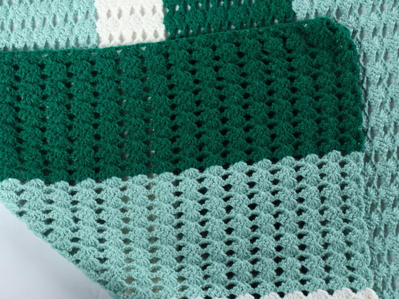 Hitachi Infrared Kotatsu KB-456 Heated Low Table with Floor Cushions and Covers