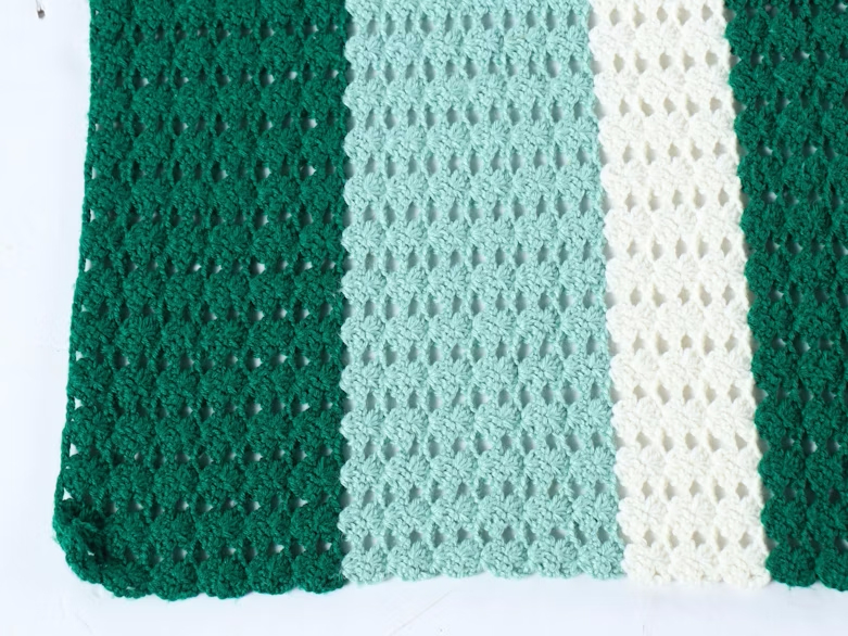 Hitachi Infrared Kotatsu KB-456 Heated Low Table with Floor Cushions and Covers