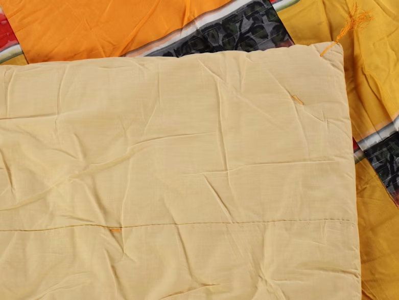 Hitachi Infrared Kotatsu KB-456 Heated Low Table with Floor Cushions and Covers