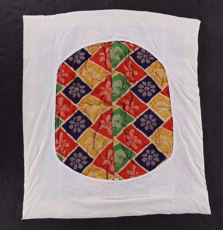 Hitachi Infrared Kotatsu KB-456 Heated Low Table with Floor Cushions and Covers