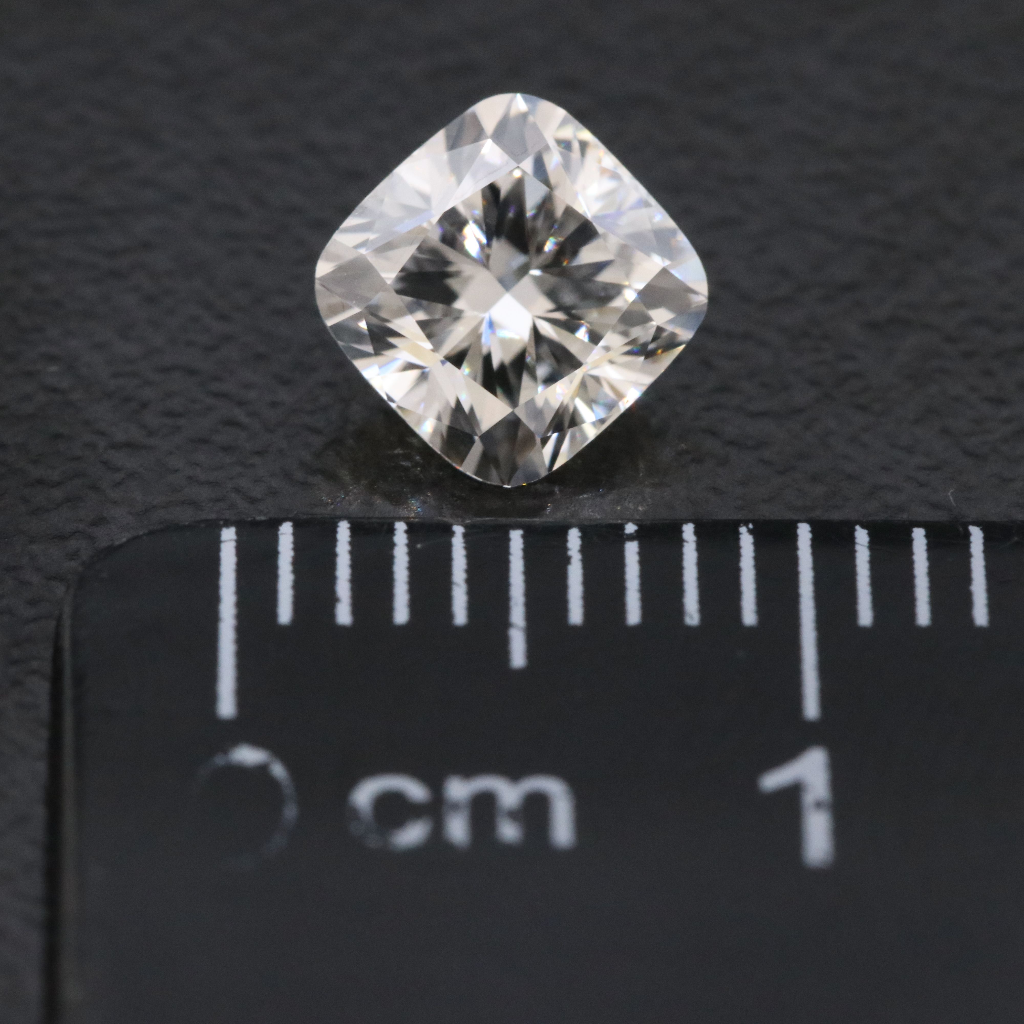Loose 1.05 CT Lab Grown Diamond with IGI Report