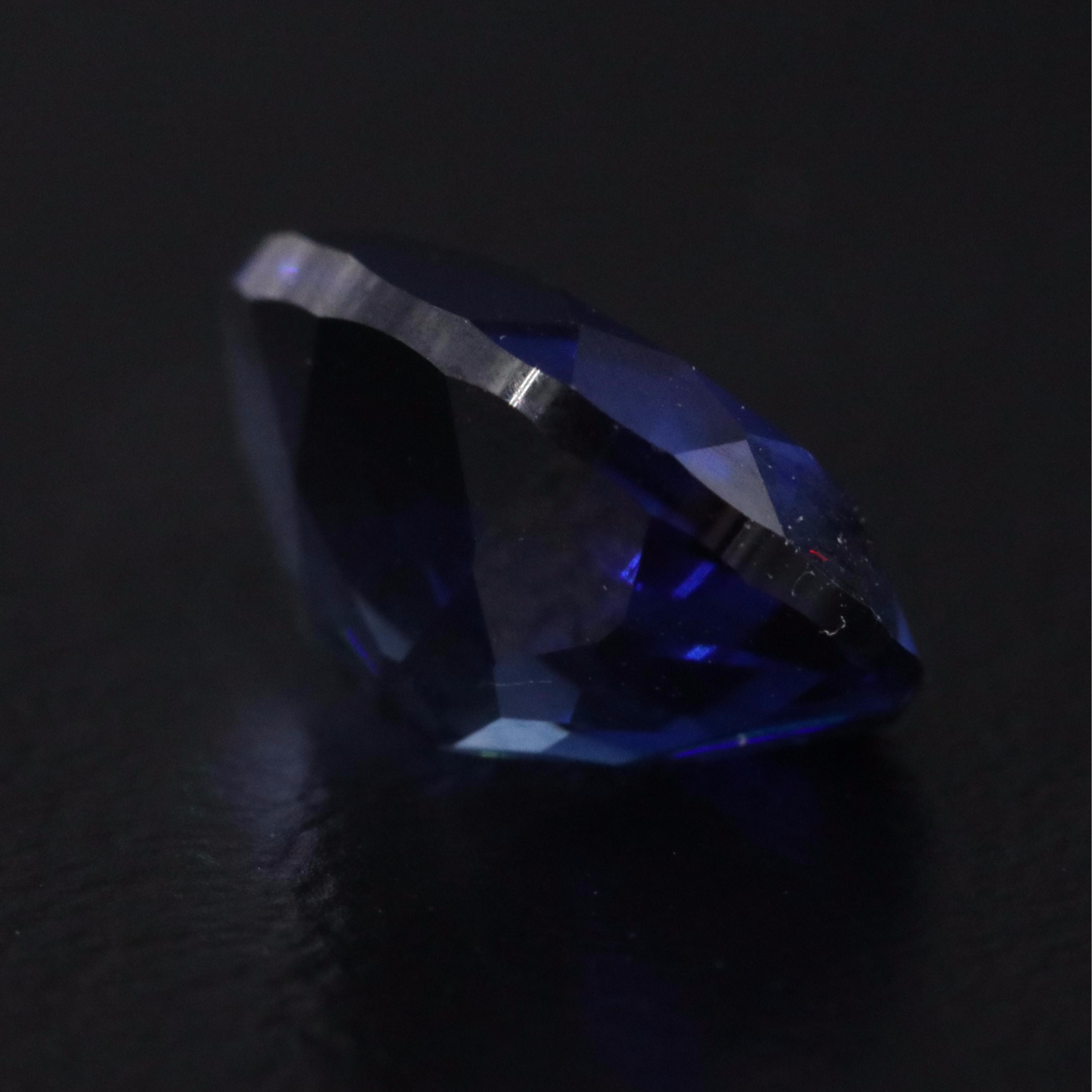 Loose 3.84 CT Lab Grown Sapphire