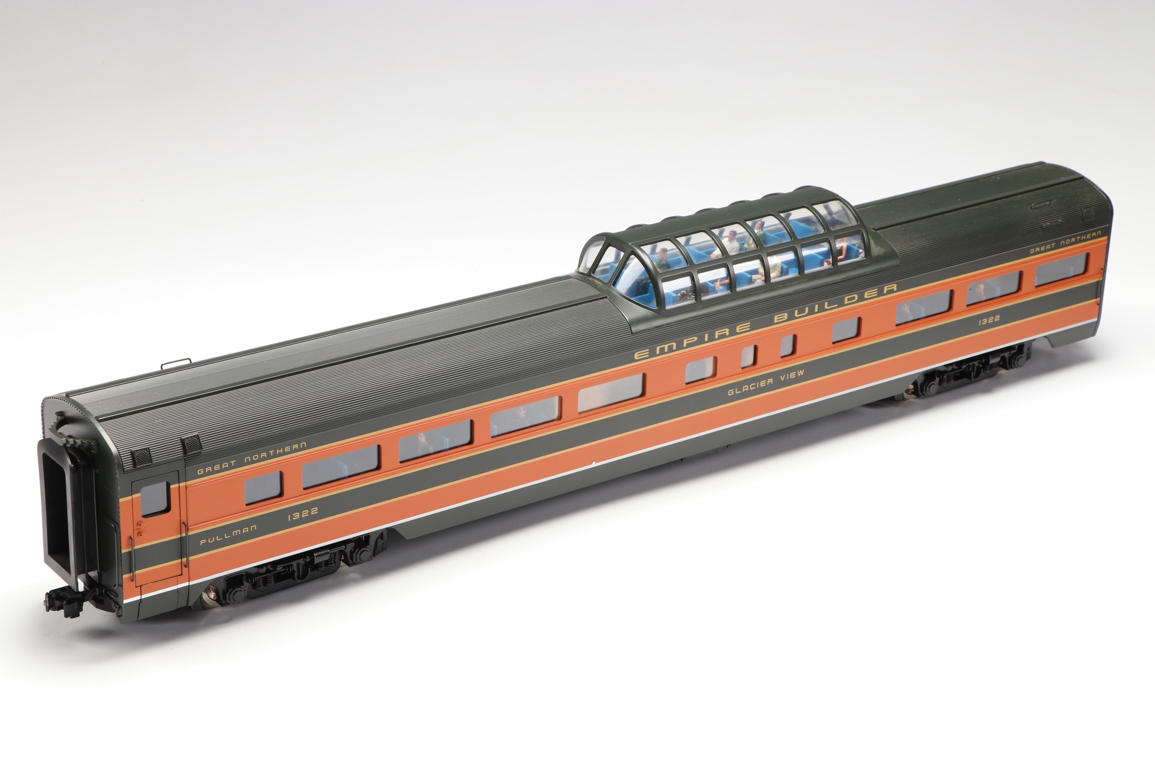 USA Trains G Scale R31066 Great Northern Vista Dome and Dining Car