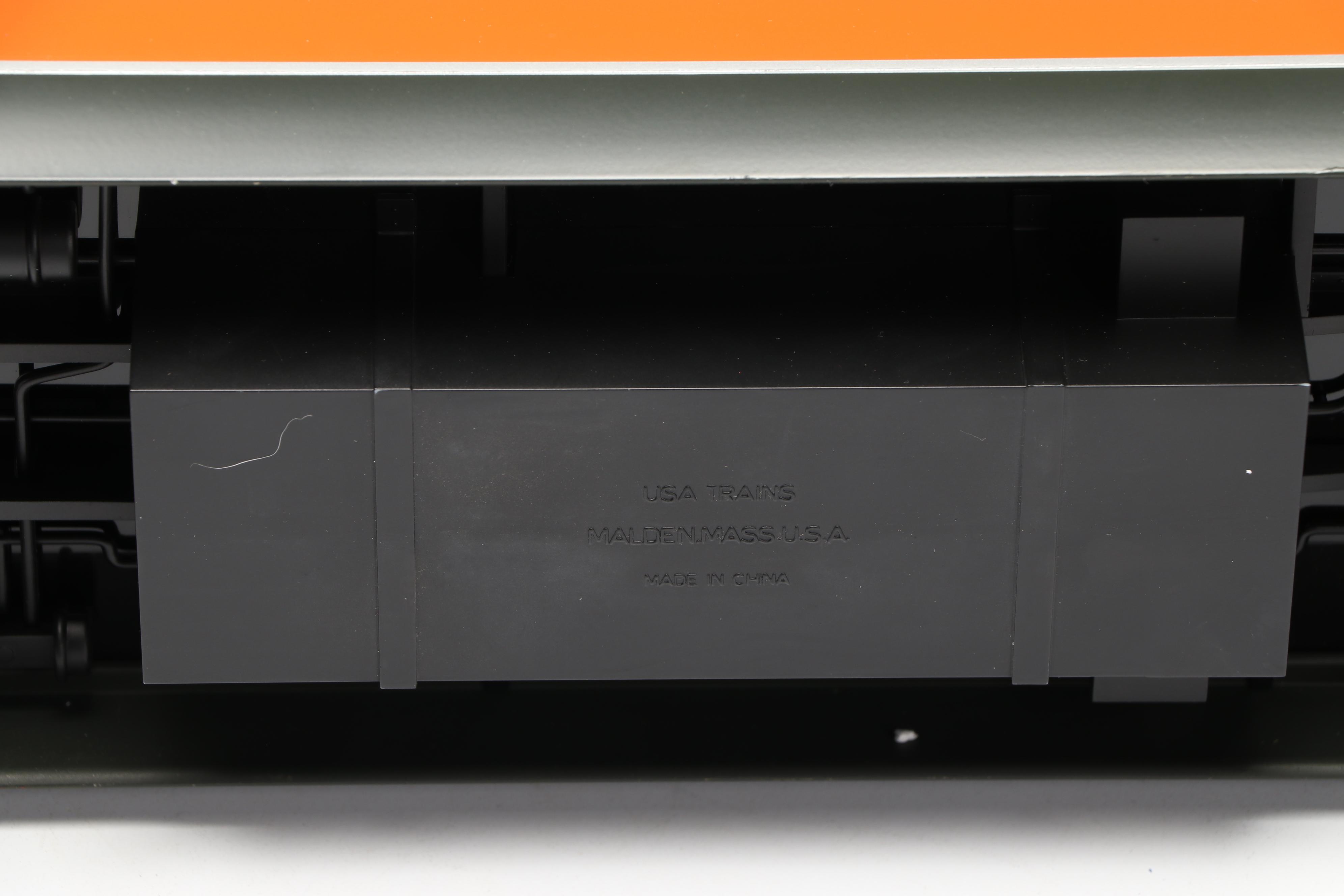 USA Trains G Scale R31066 Great Northern Vista Dome and Dining Car