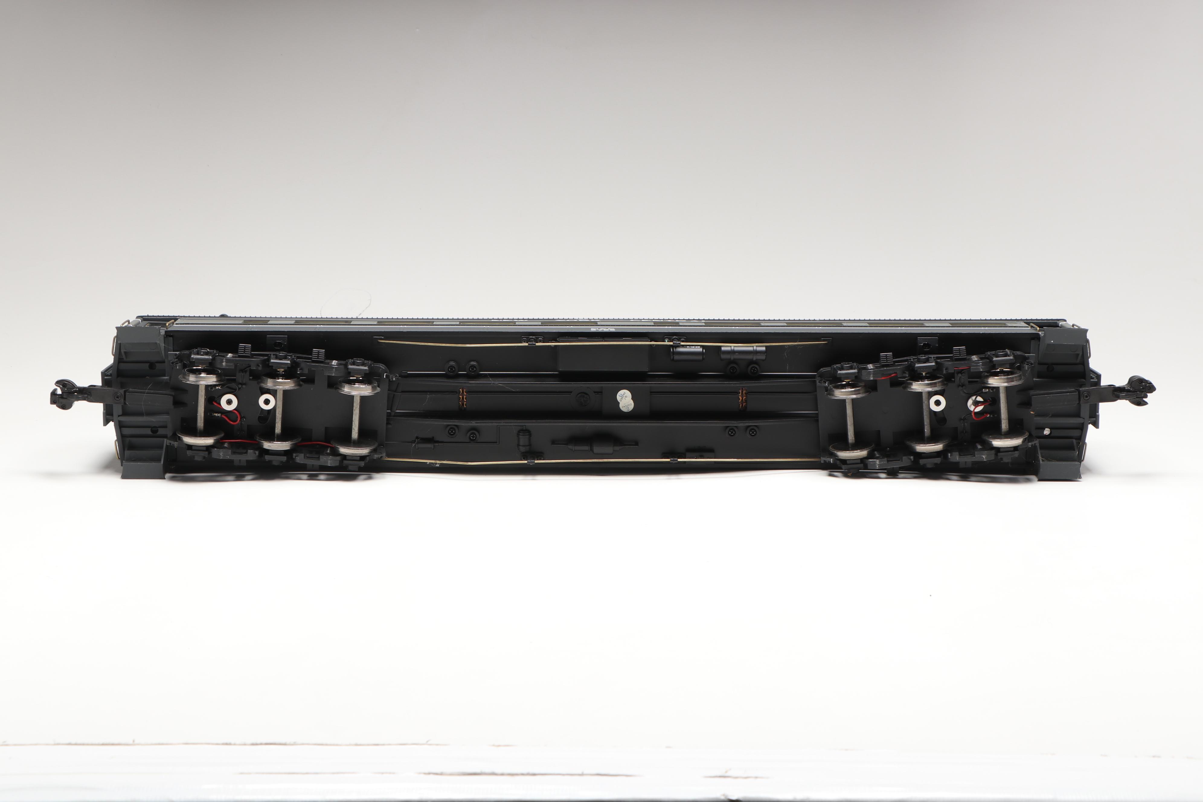 Aristo-Craft G Scale New York Central Passenger and Dining Cars