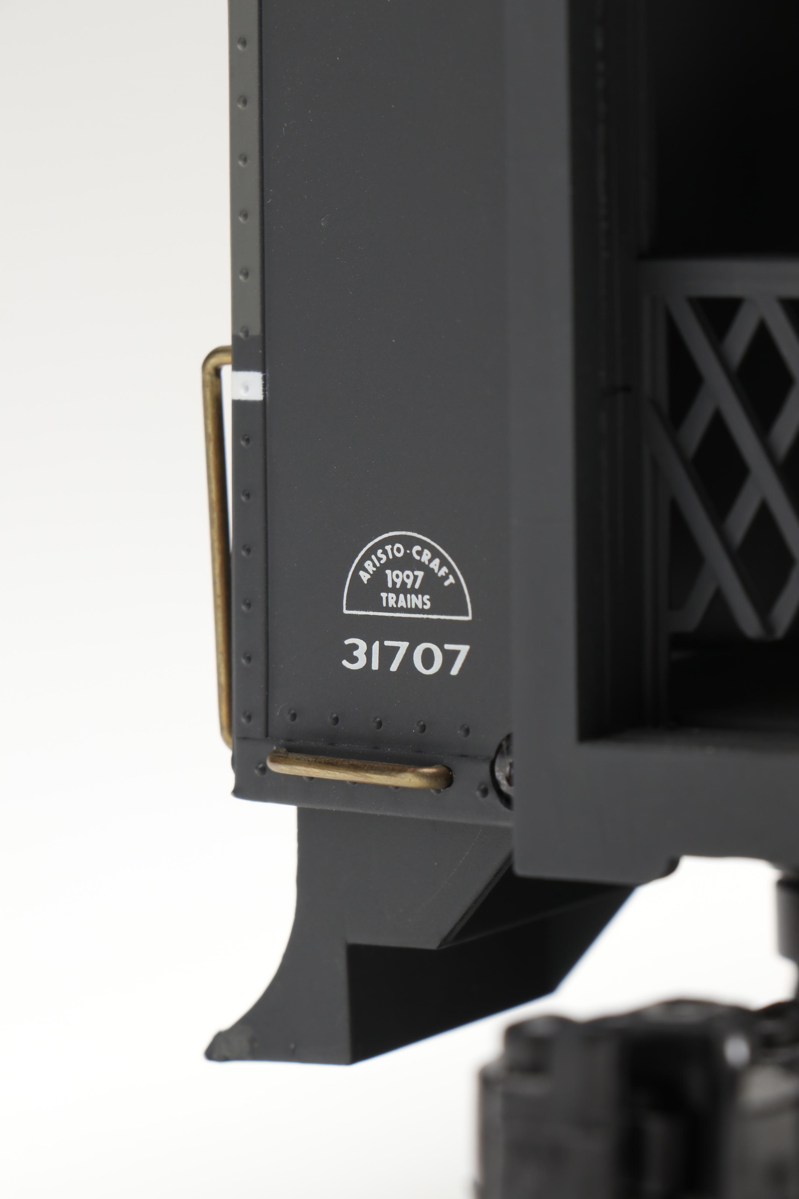 Aristo-Craft G Scale New York Central Passenger and Dining Cars