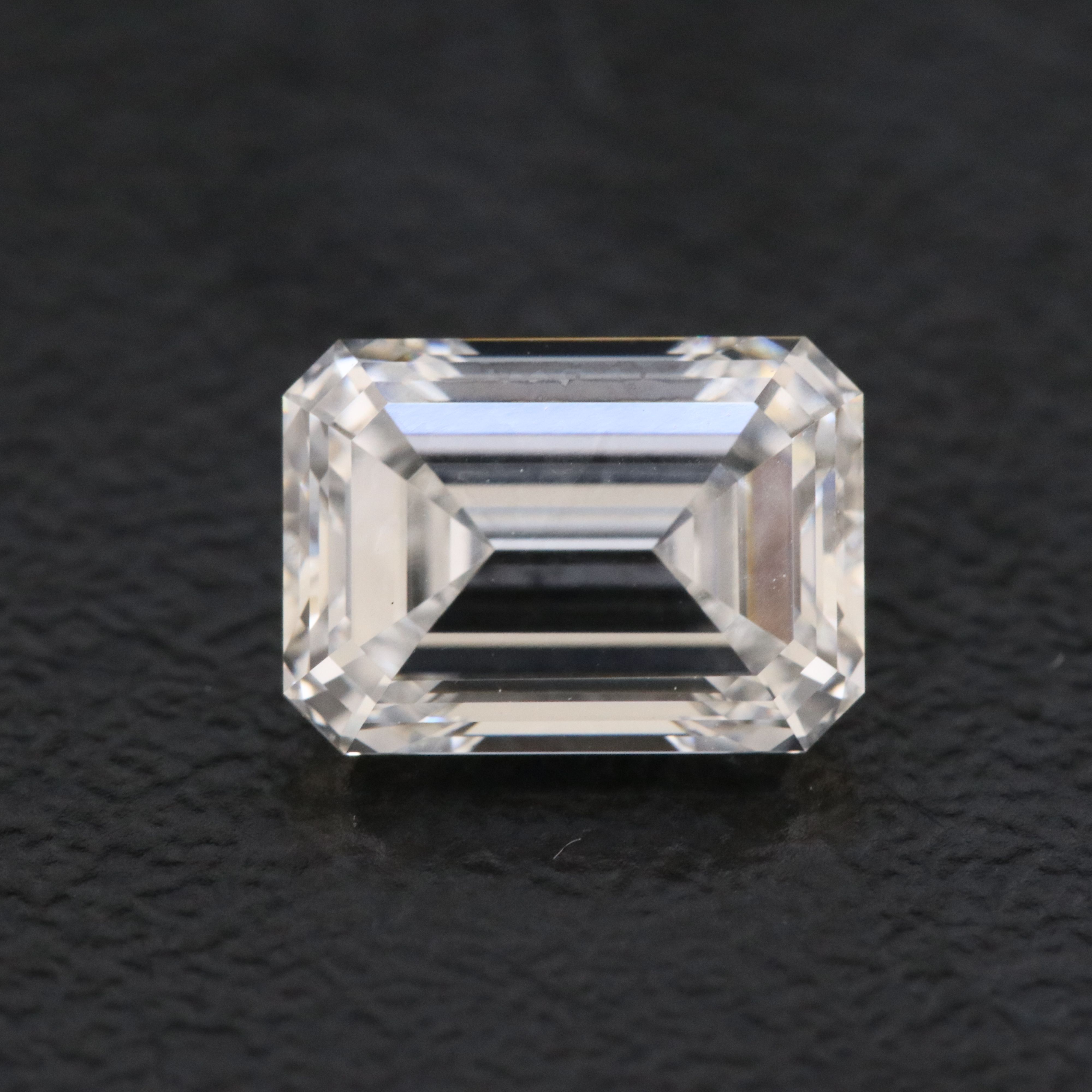 Loose 1.59 CT Lab Grown Diamond with IGI Report