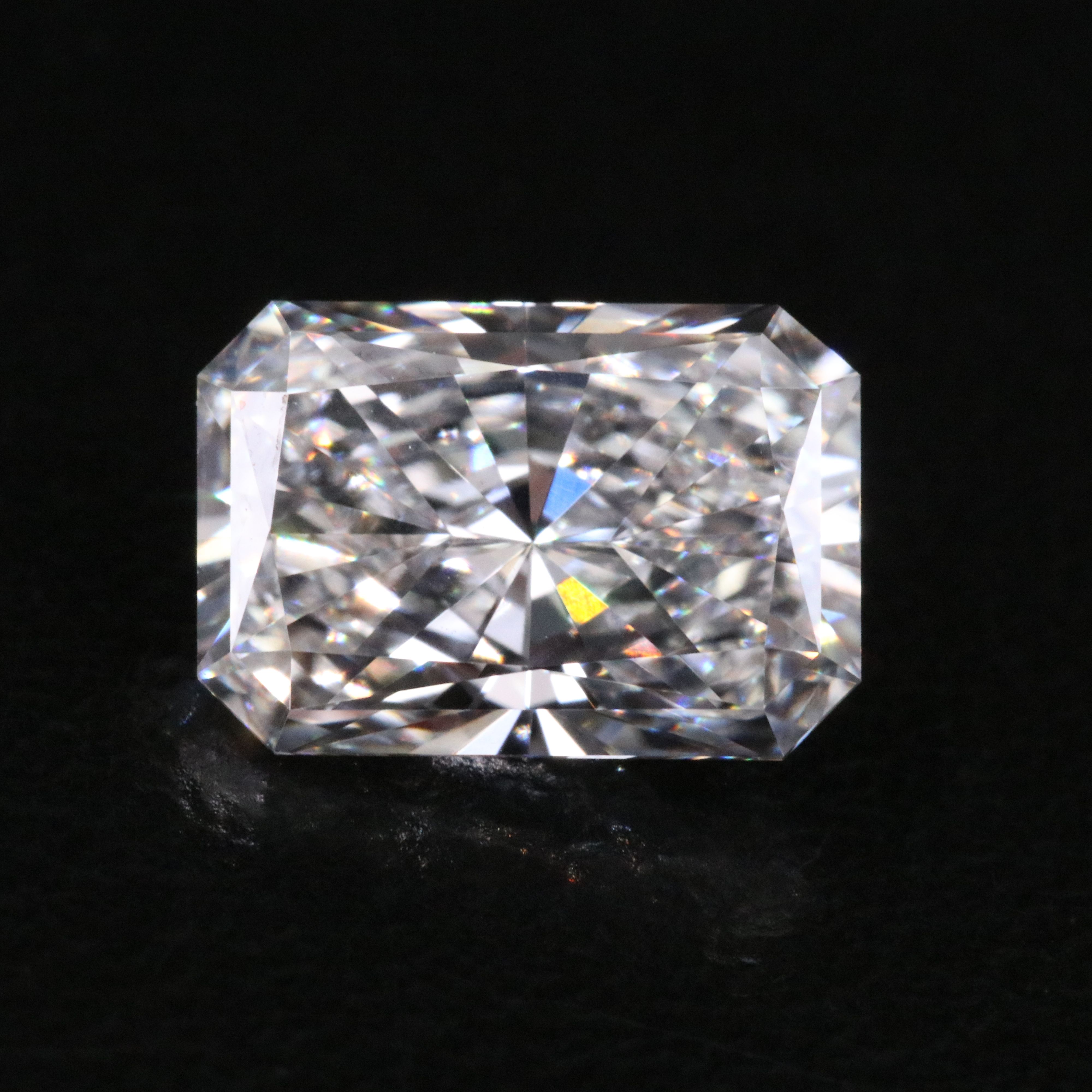 Loose 1.86 CT Lab Grown Diamond with IGI Report