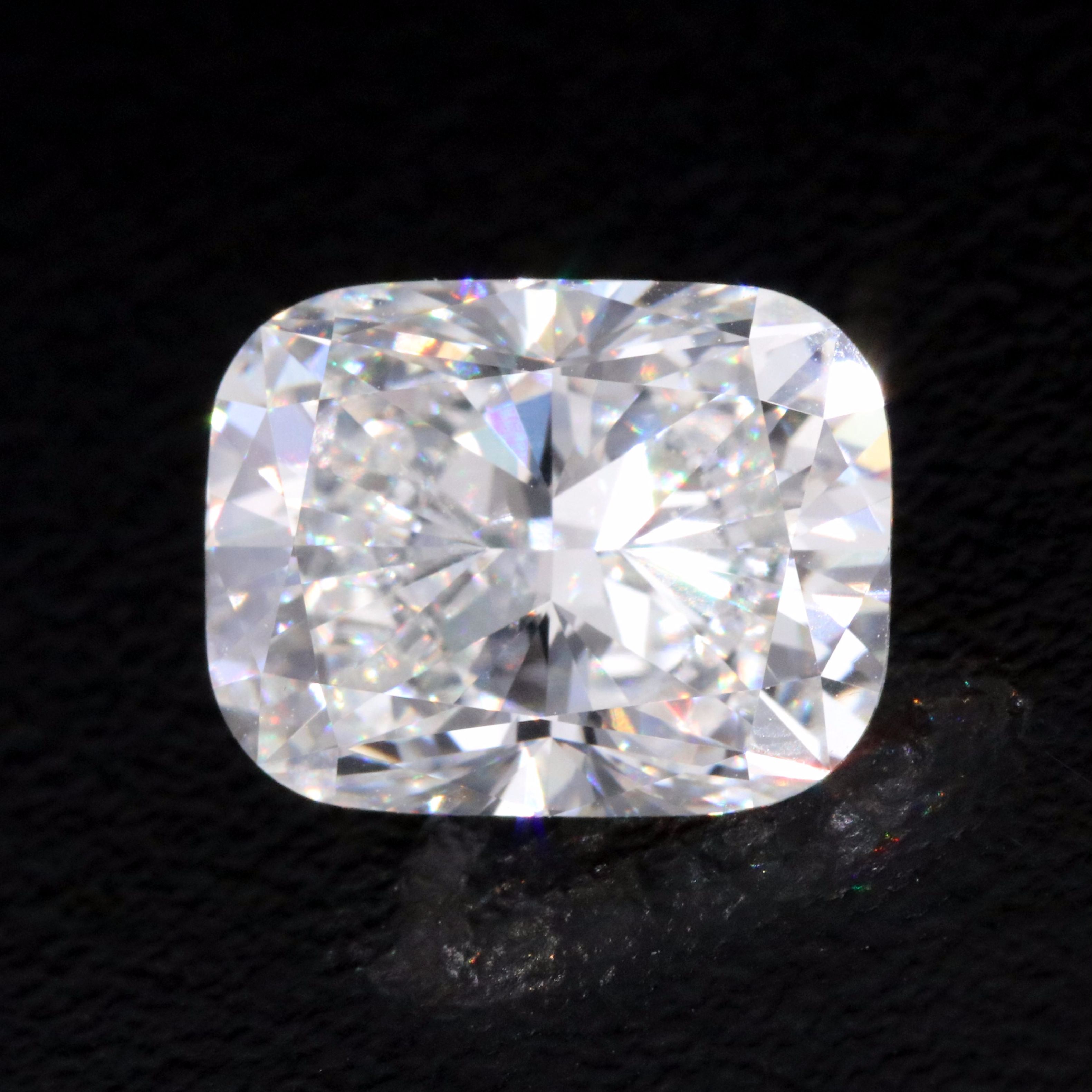 Loose 5.07 CT Lab Grown Diamond with IGI Report