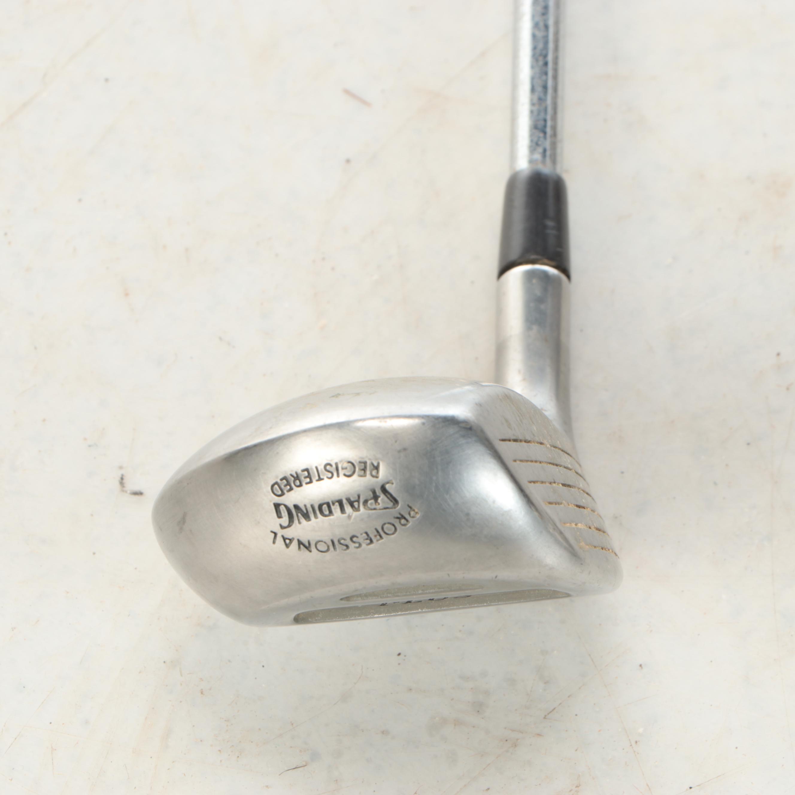 Grand Slam Golf Bag with Spalding and Titleist Golf Clubs