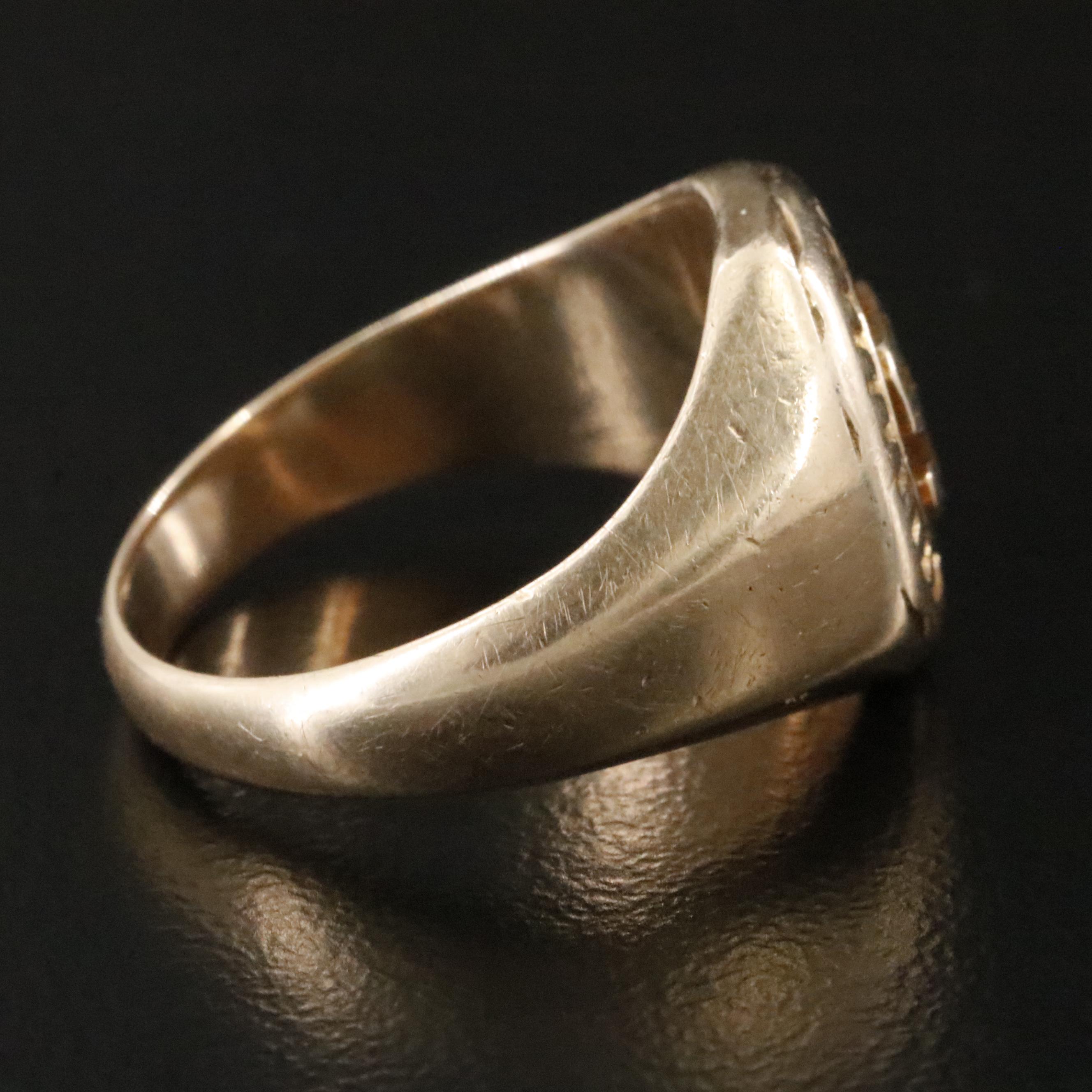 Vintage 10K Class Ring