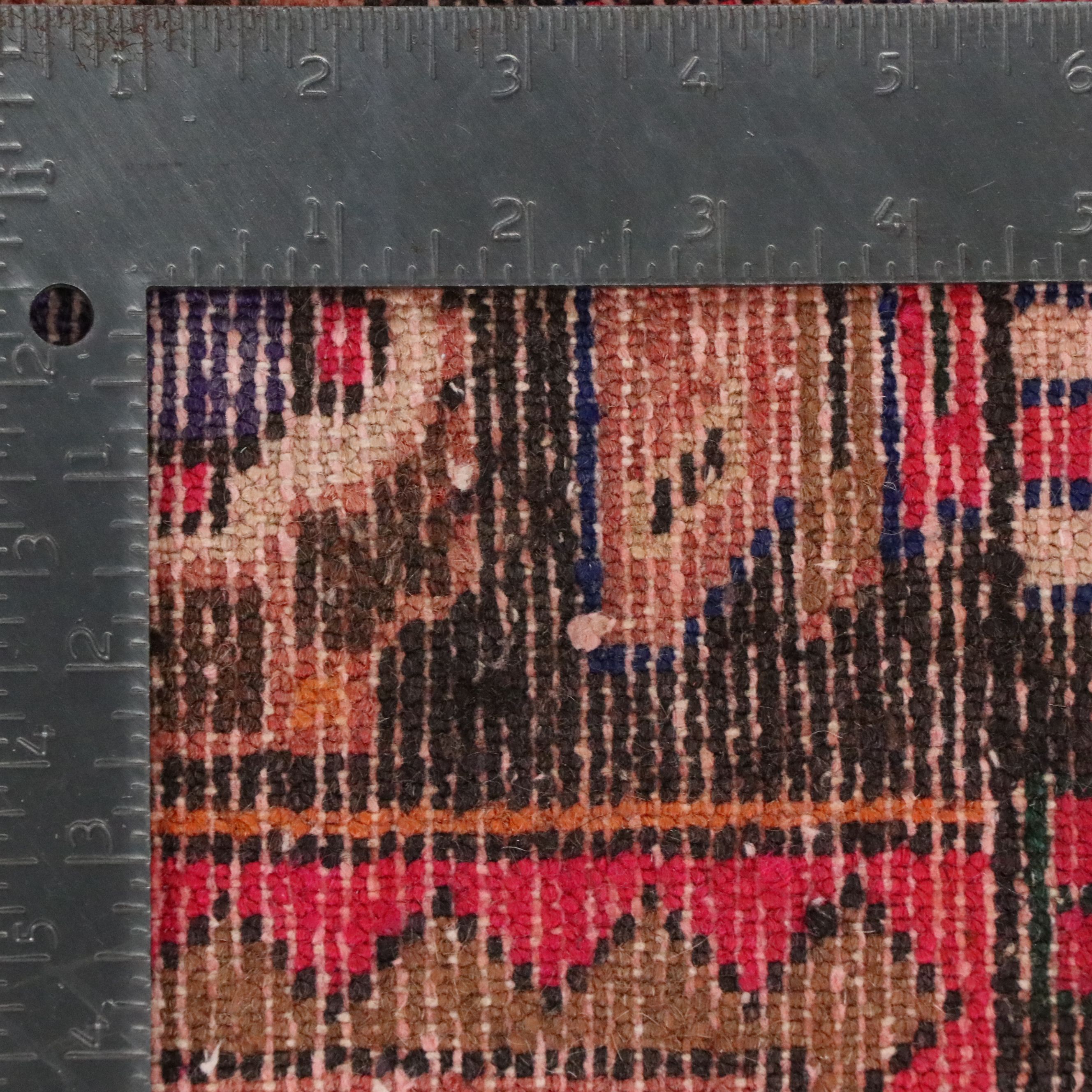 4'6 x 9'2 Hand-Knotted Persian Zanjan Area Rug