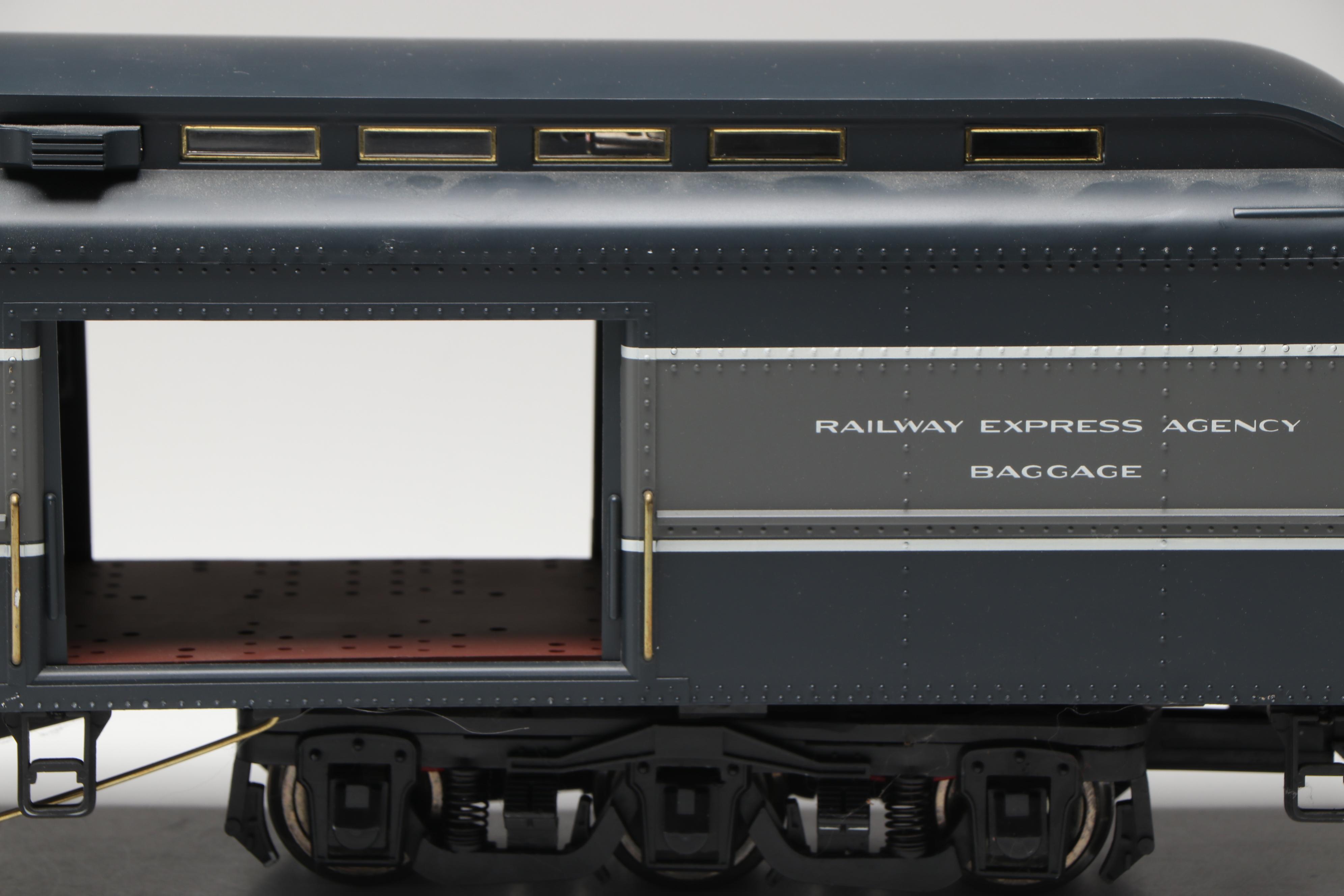 Aristo-Craft G Scale ART-31607 Passenger Car with Mail Car