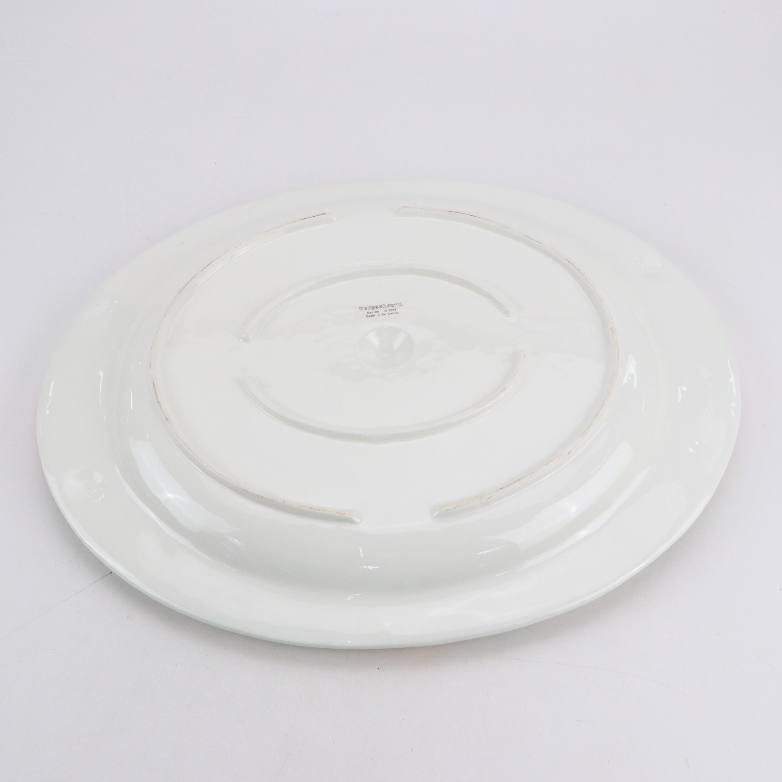 Bergschrund Crab Dip Bowl and Platter with Decorative Shell