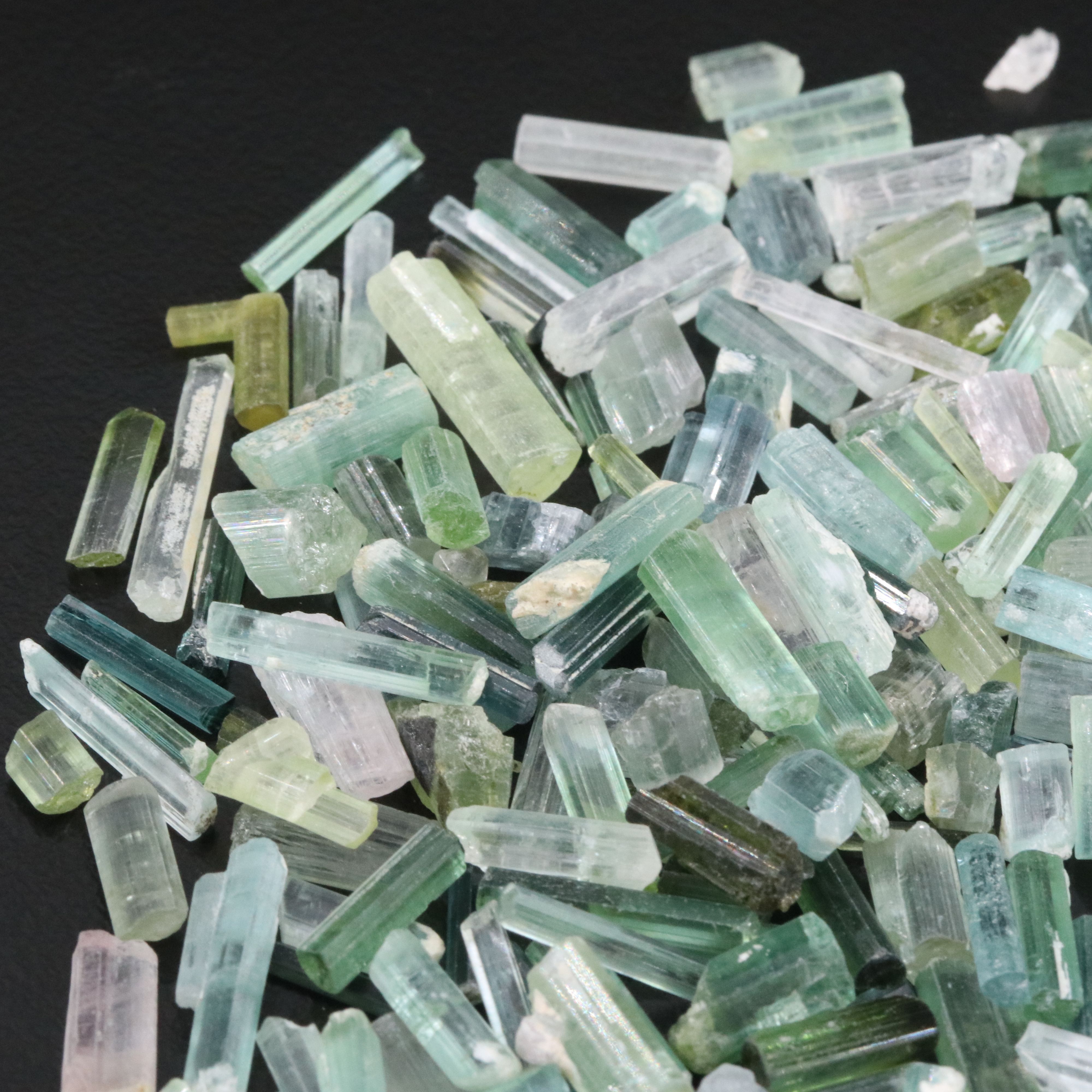 Loose 179.20 CTW Rough Tourmaline Lot