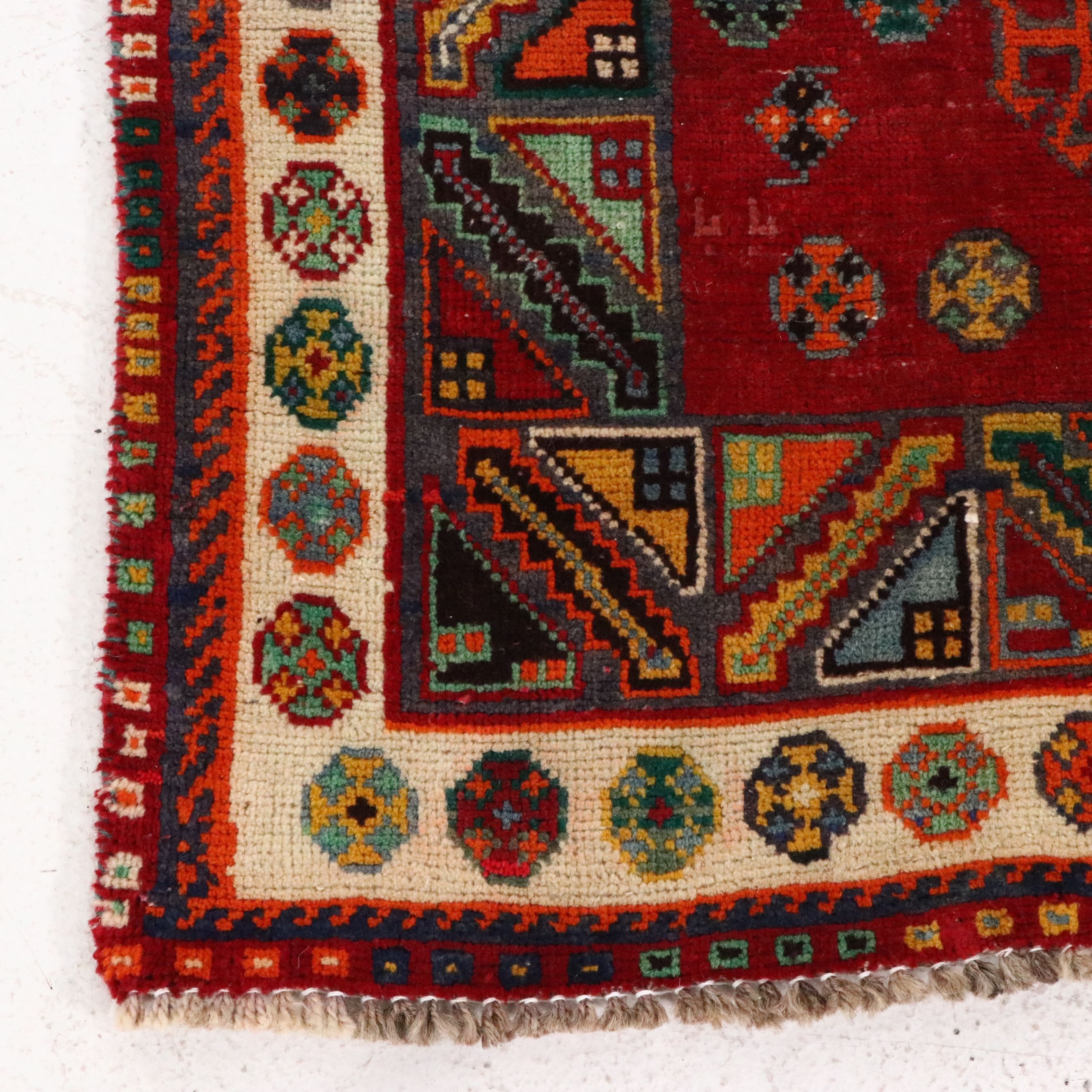 4'2 x 6'8 Hand-Knotted Persian Shiraz Area Rug