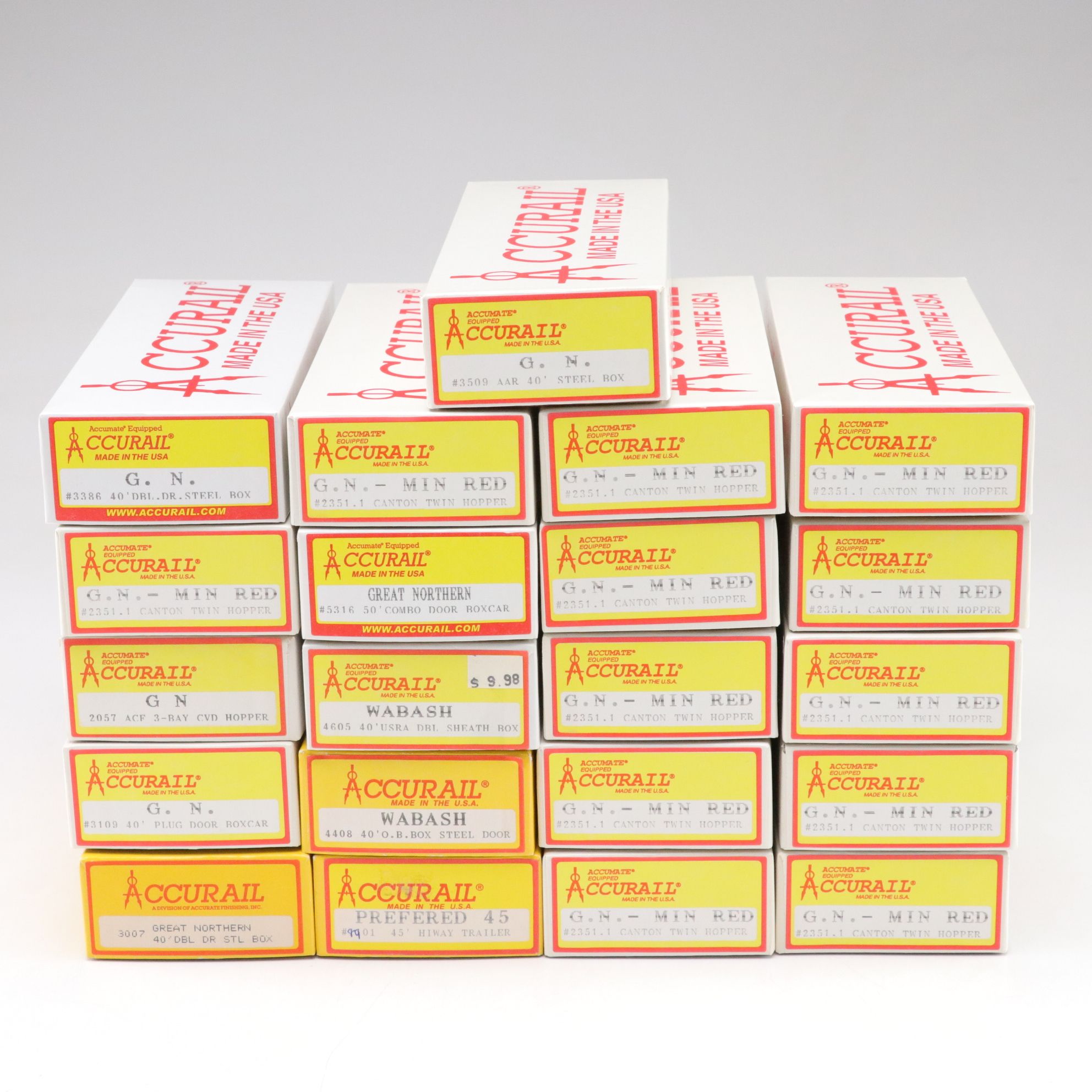 Accurail HO Scale Rock Great Northern Railway & Other Model Train Kits