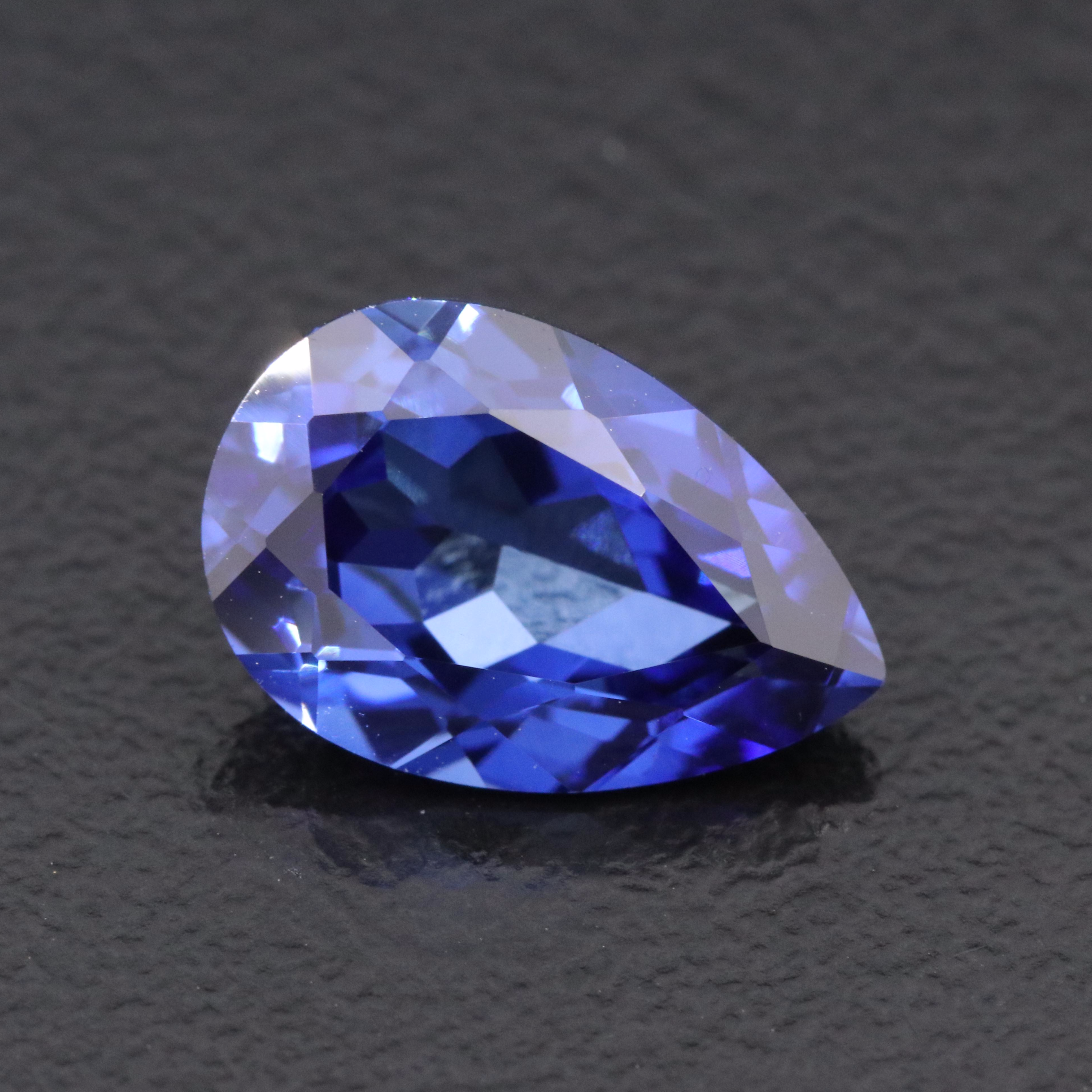 Loose 4.06 CT Lab Grown Sapphire
