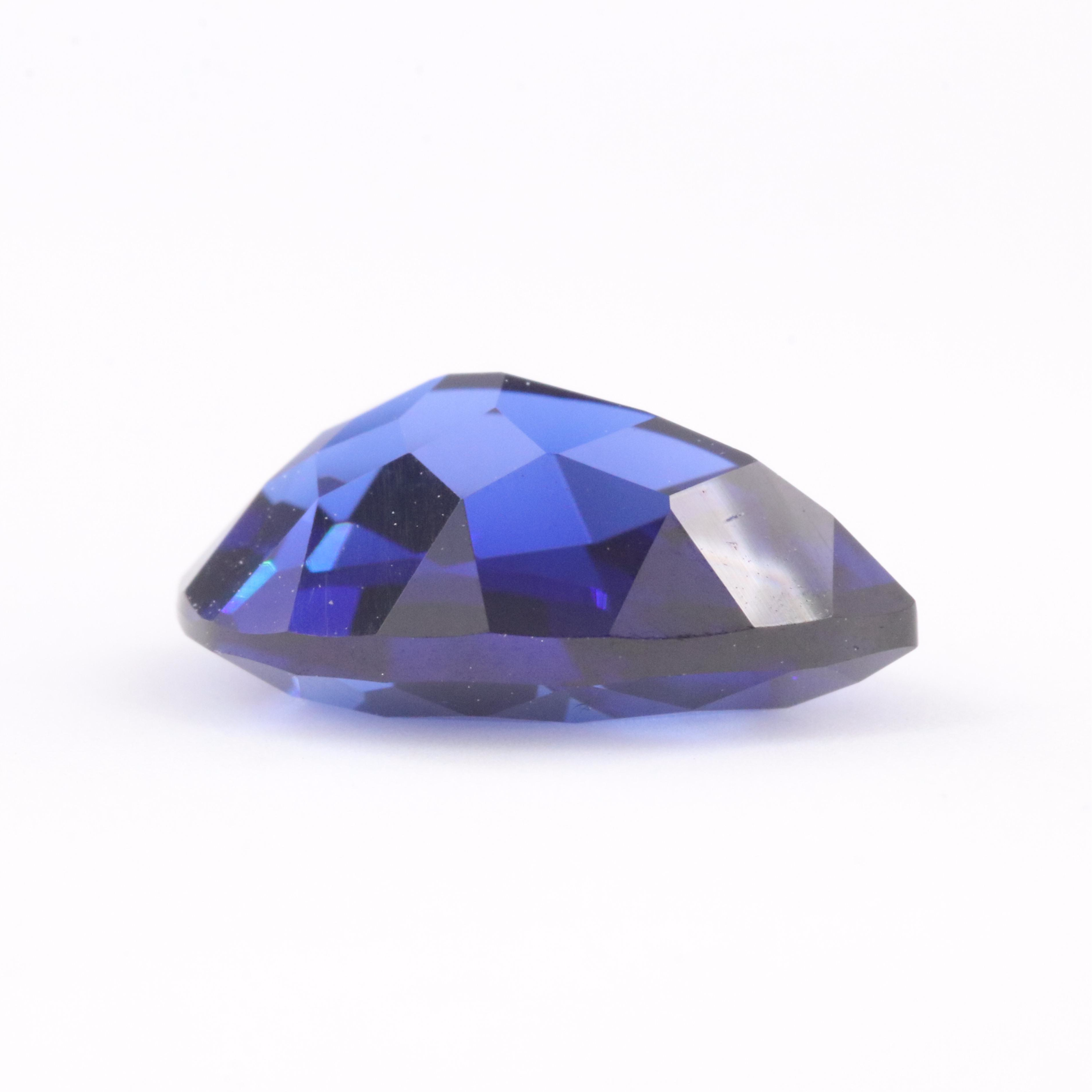 Loose 4.06 CT Lab Grown Sapphire