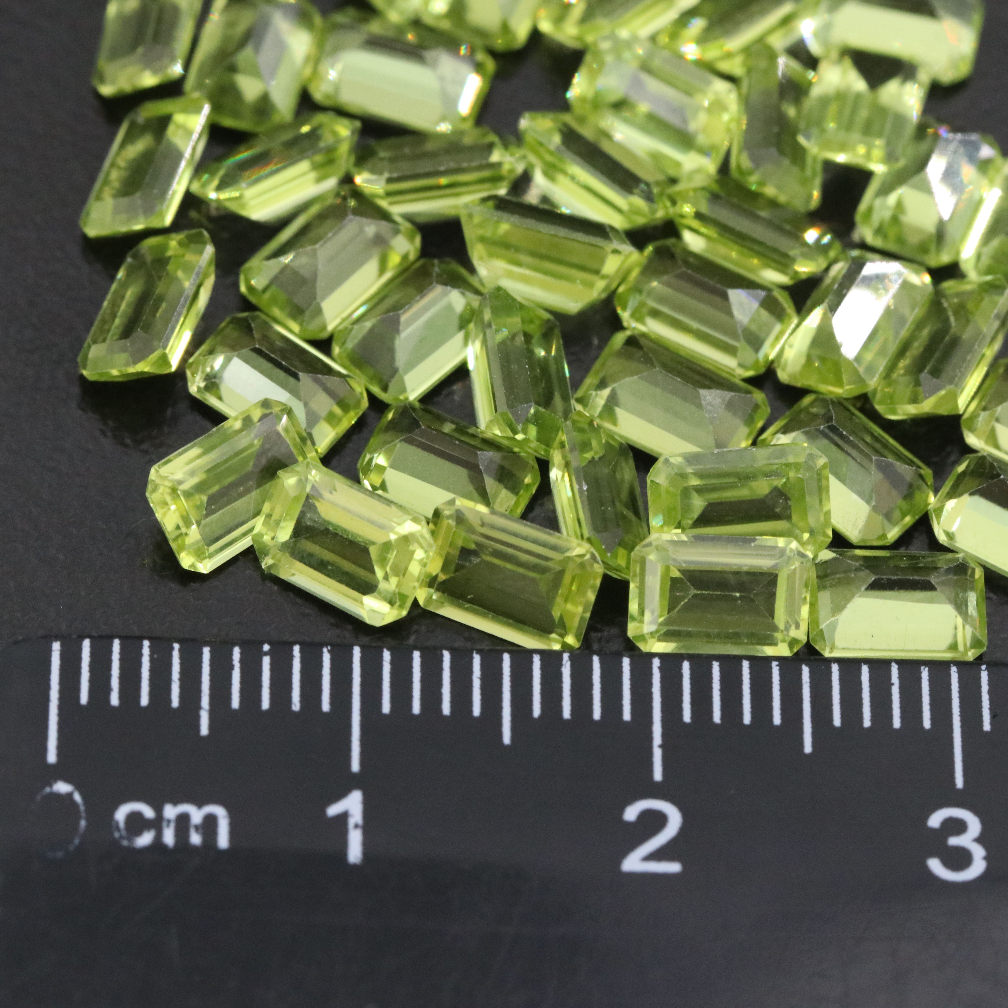 Loose 25.64 CTW Peridot Lot