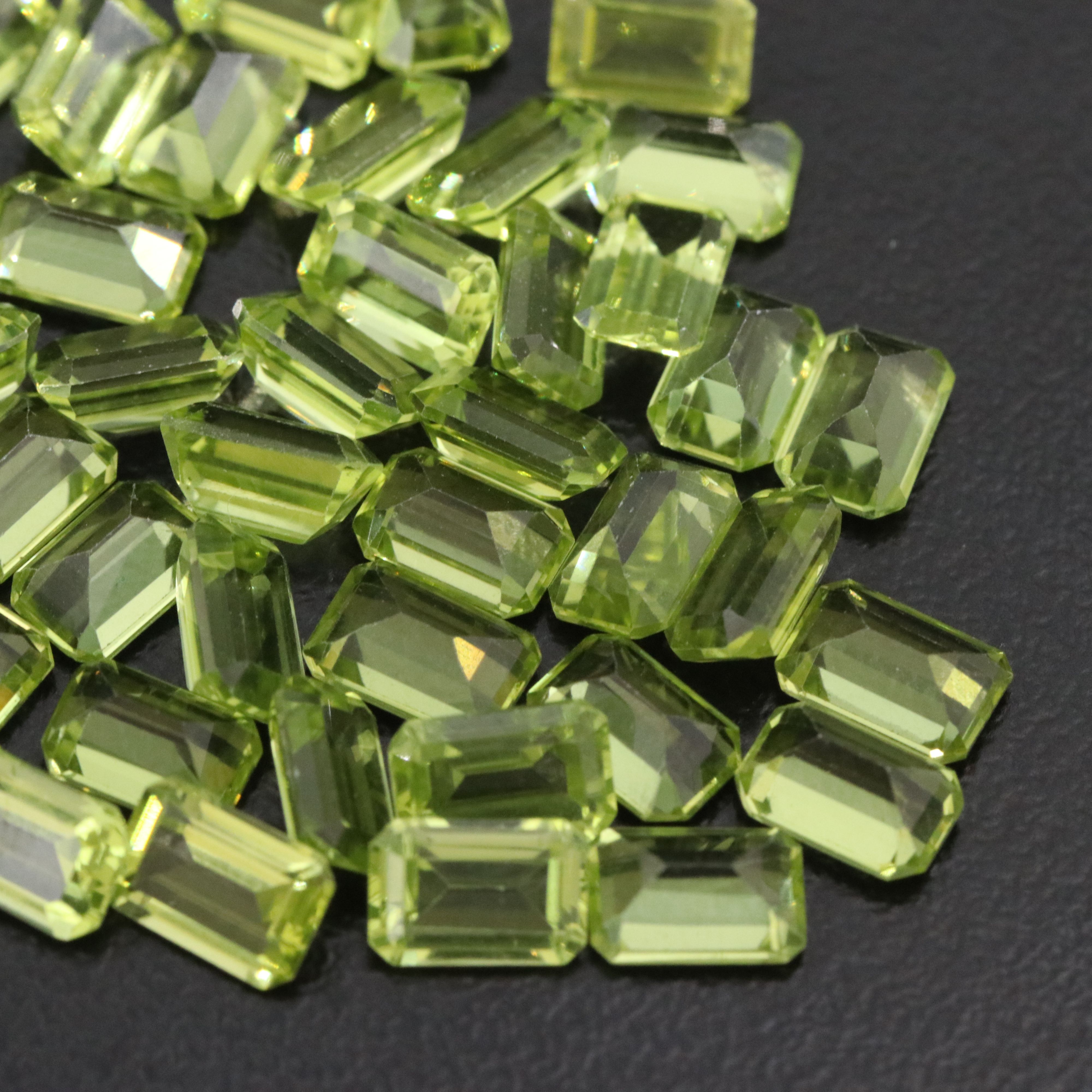 Loose 25.64 CTW Peridot Lot
