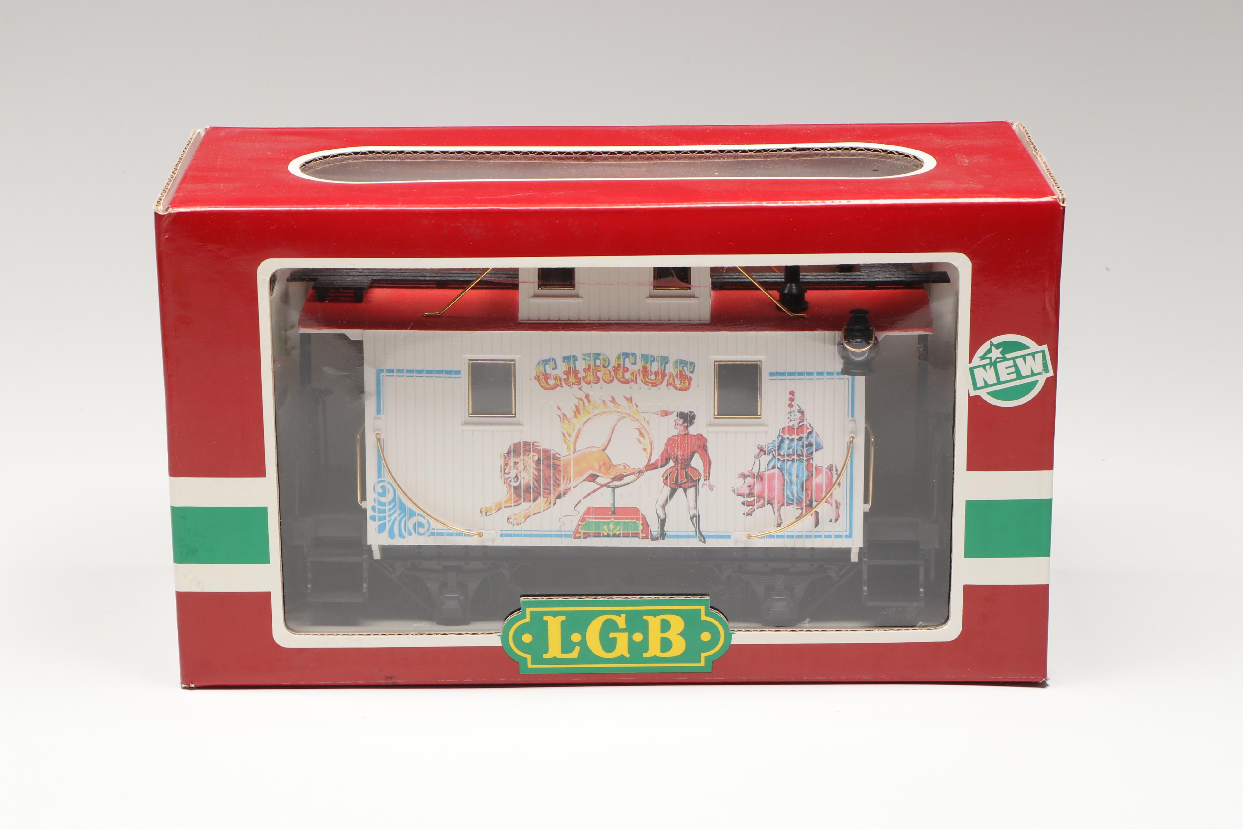 LGB G Scale 4165 Circus Boxcar with Locomotive