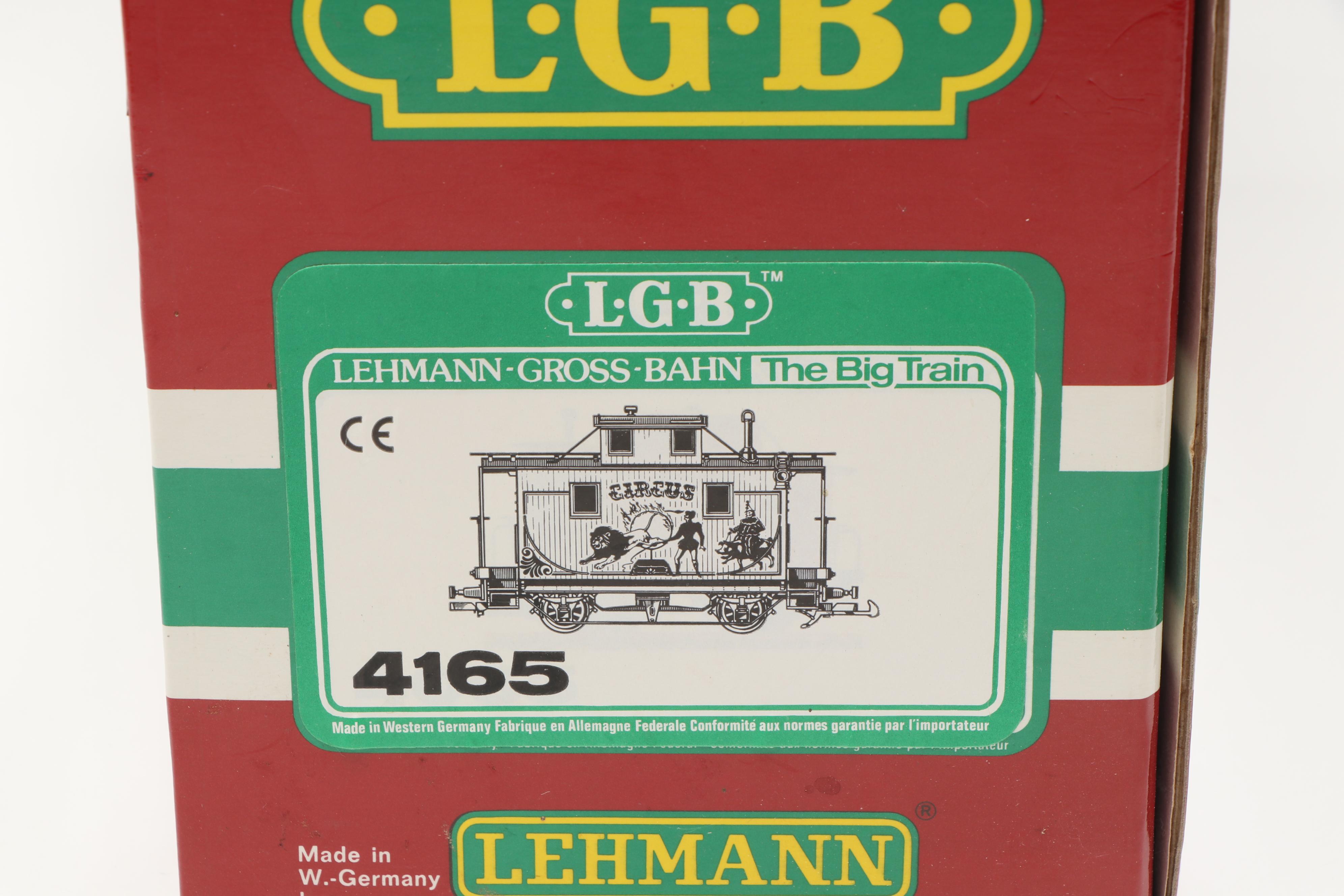 LGB G Scale 4165 Circus Boxcar with Locomotive