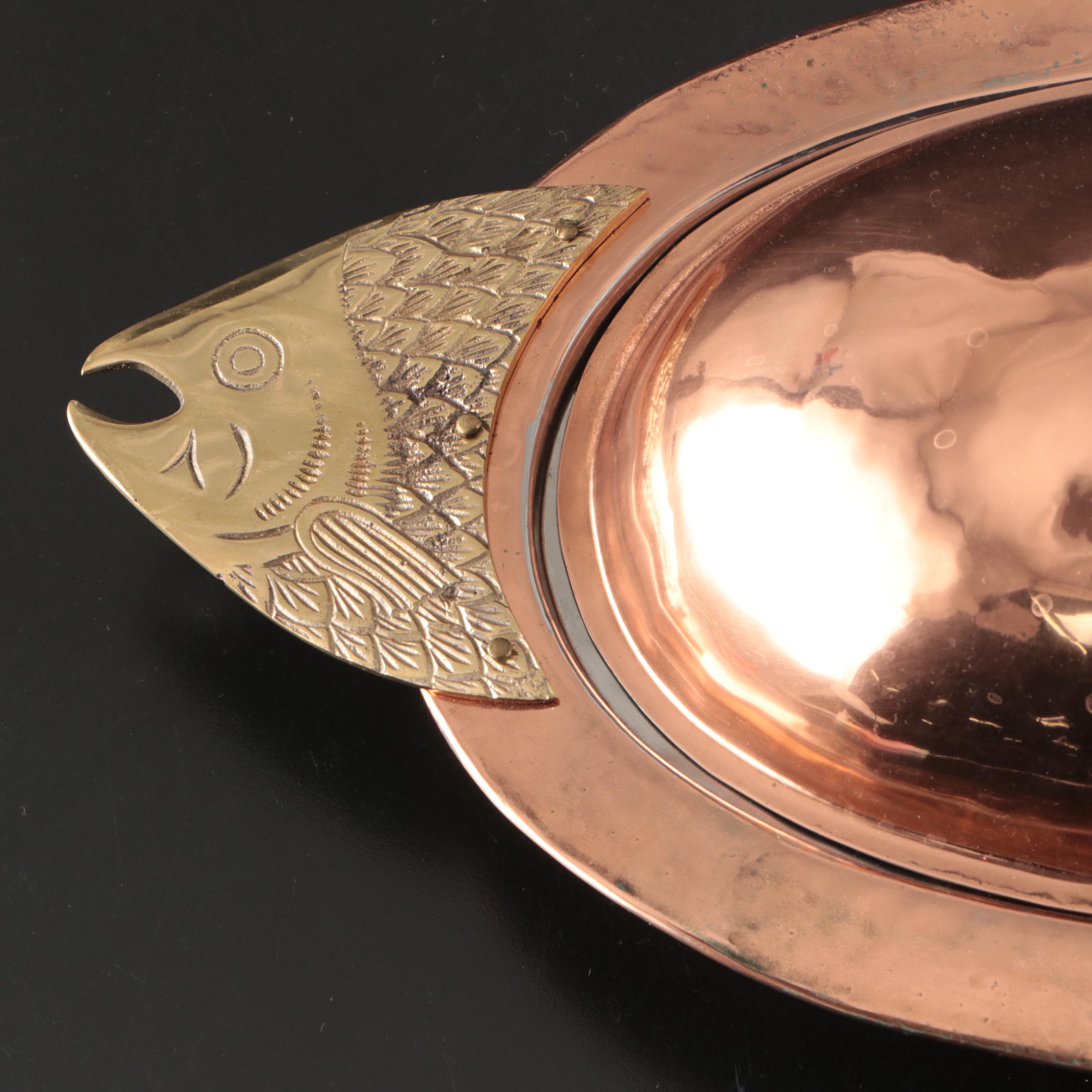 Old Dutch International Copper and Brass Covered Fish Platter