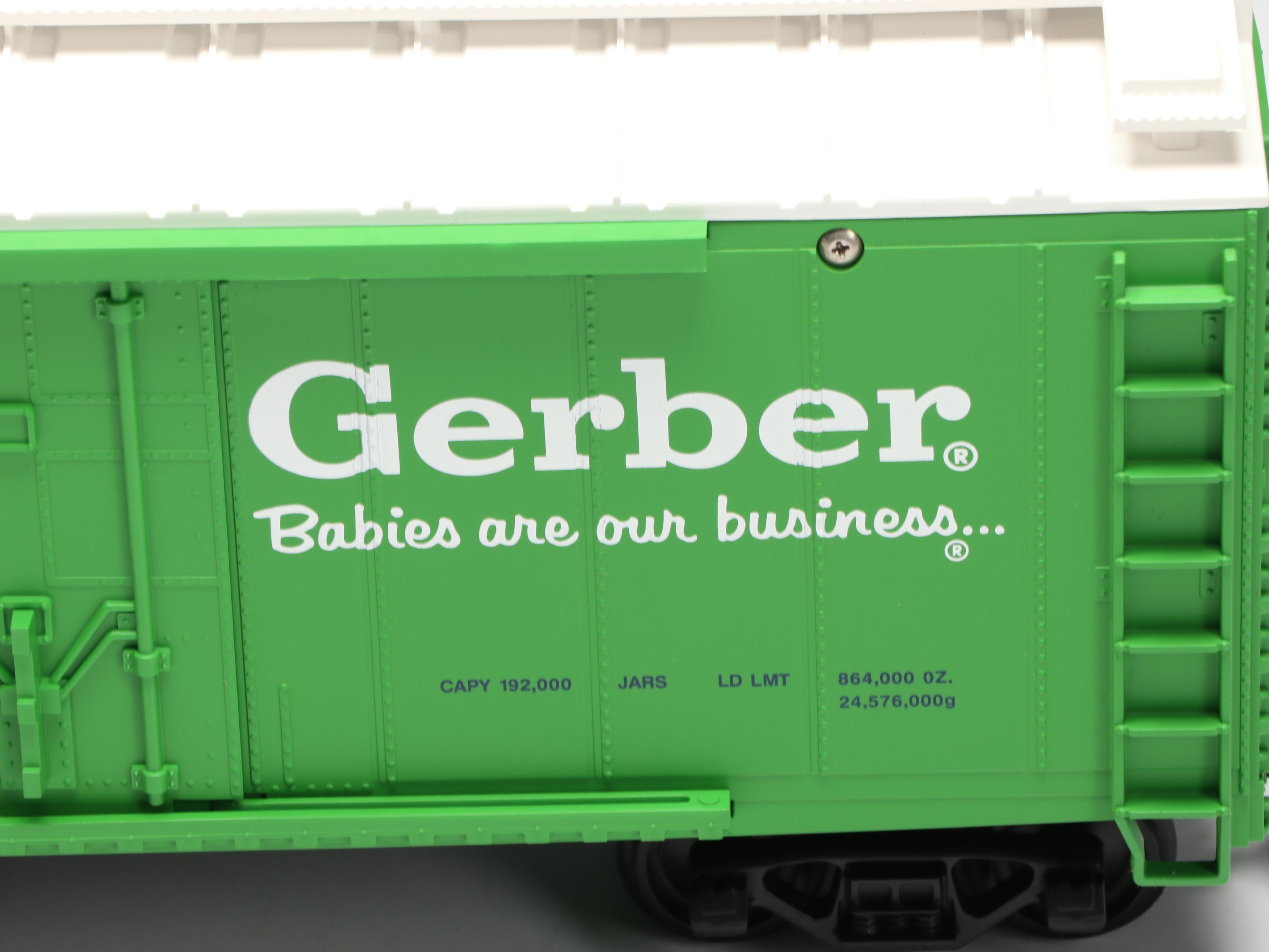 Lionel G Scale Gulf Tank Car, Gerber Reefer and Great Northern Caboose