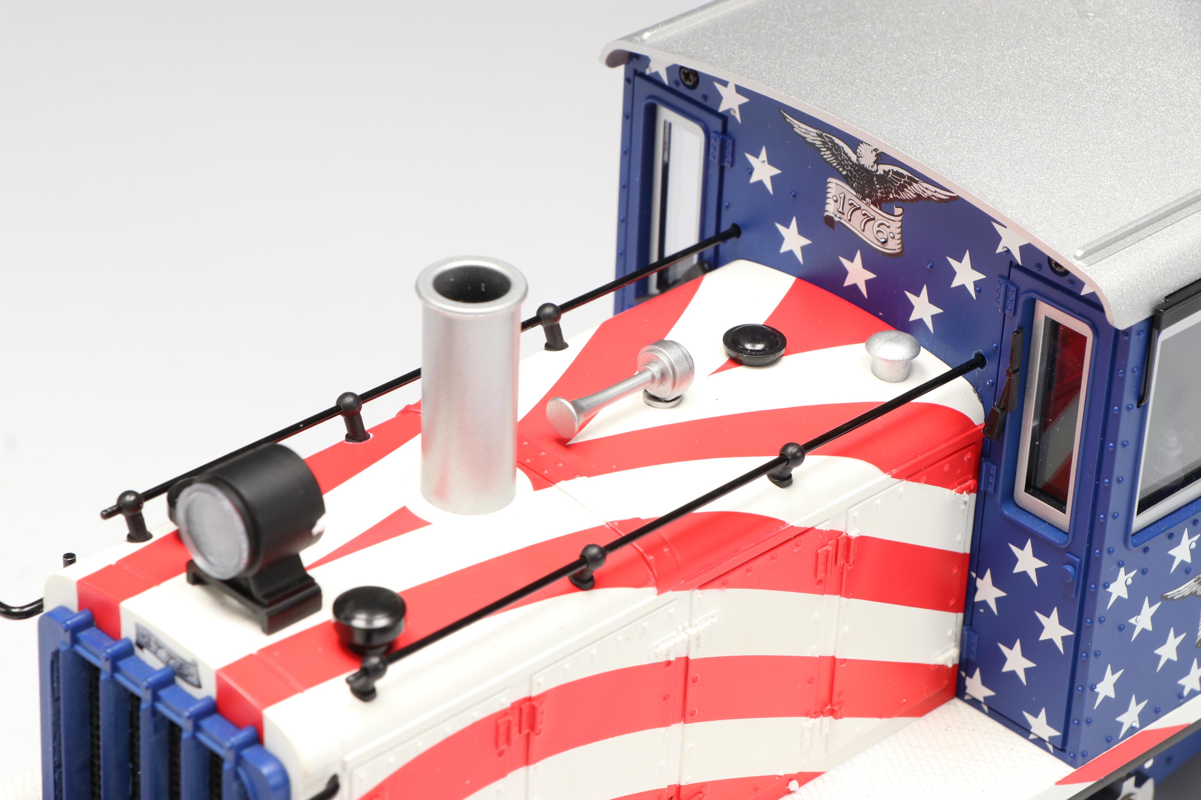 LGB G Scale 21625 Stars & Stripes Diesel Switcher Locomotive