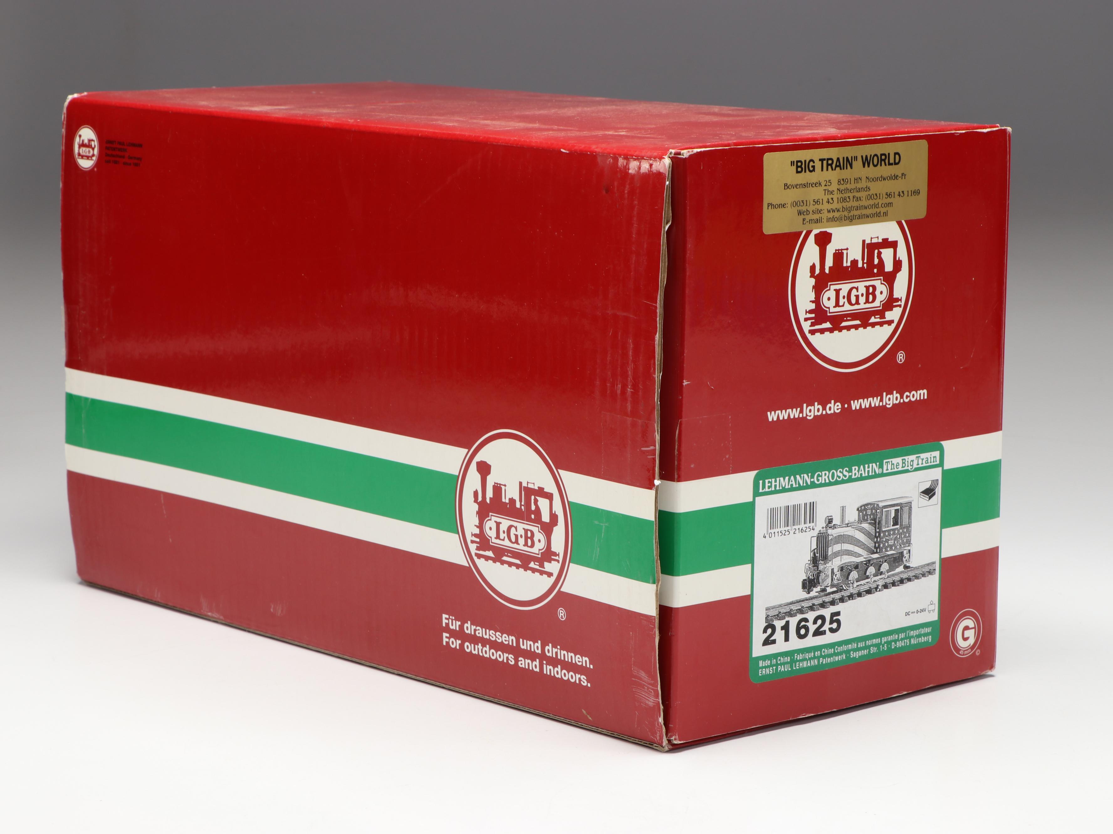 LGB G Scale 21625 Stars & Stripes Diesel Switcher Locomotive