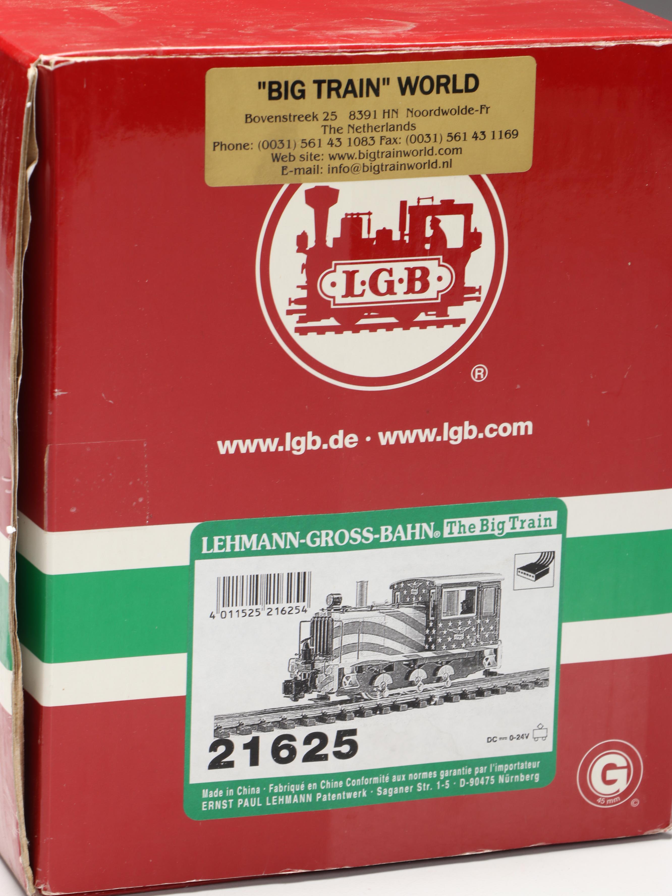 LGB G Scale 21625 Stars & Stripes Diesel Switcher Locomotive