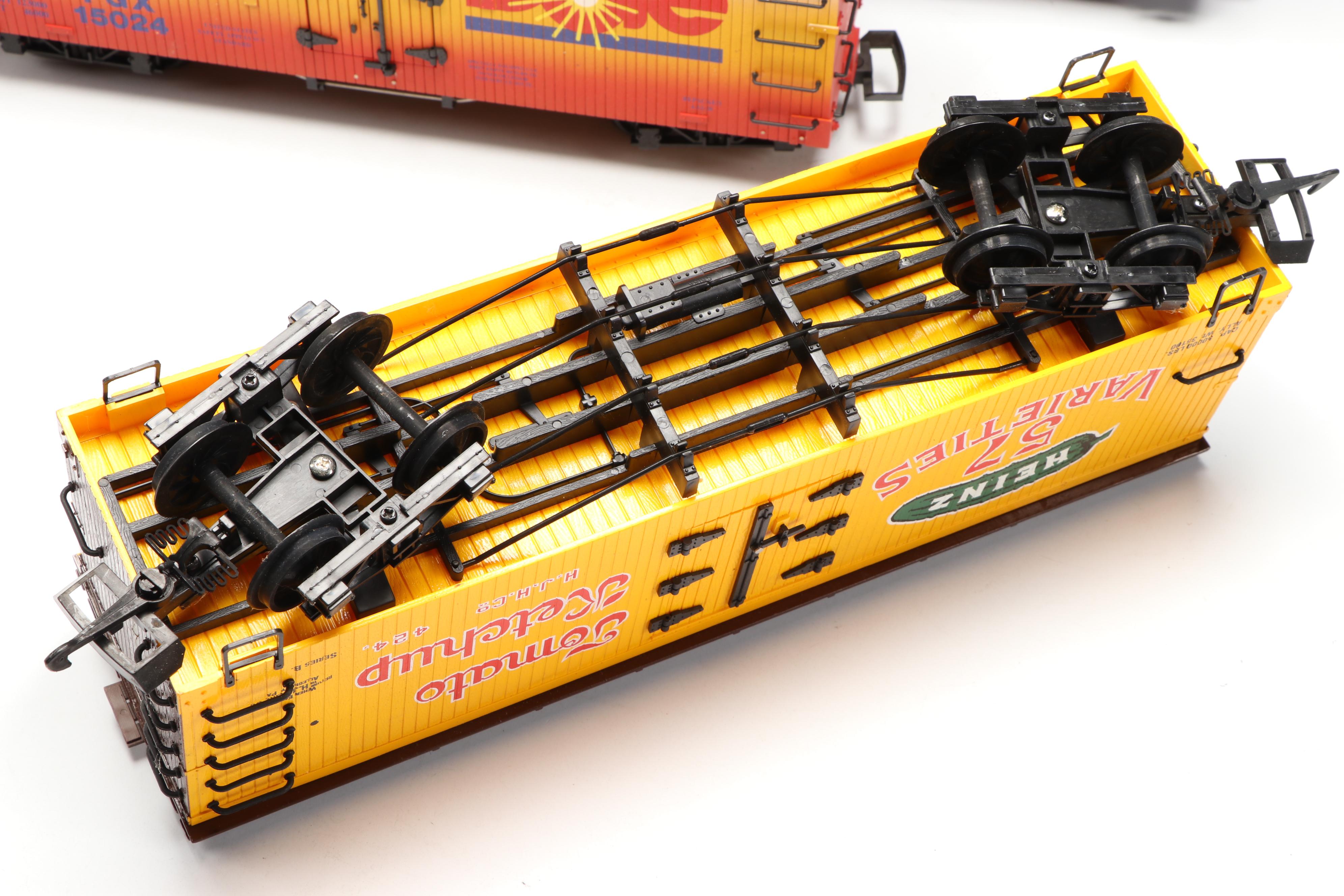 Aristo-Craft G Scale 6215-ART Reefer Car and More Train Cars