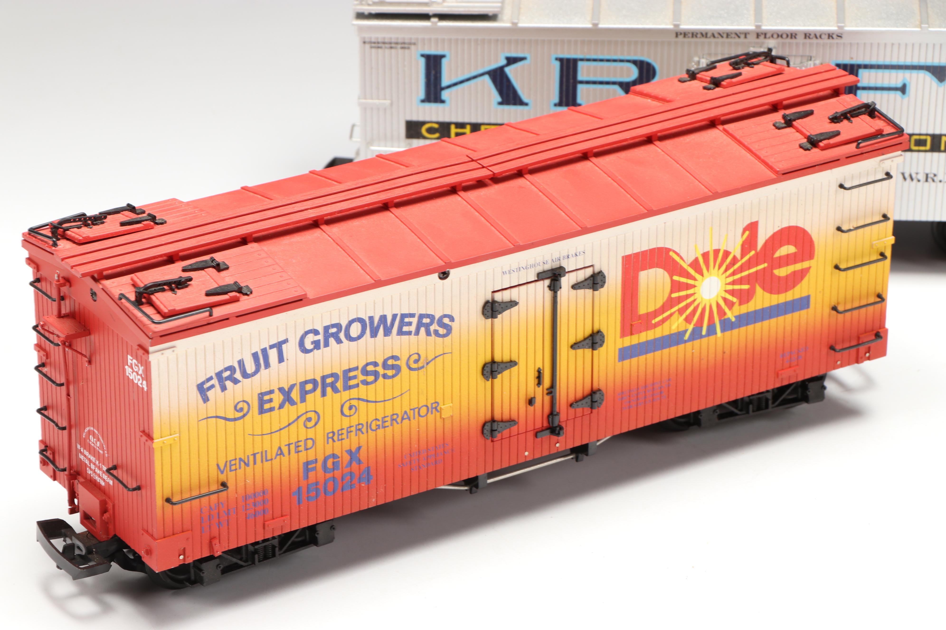 Aristo-Craft G Scale 6215-ART Reefer Car and More Train Cars