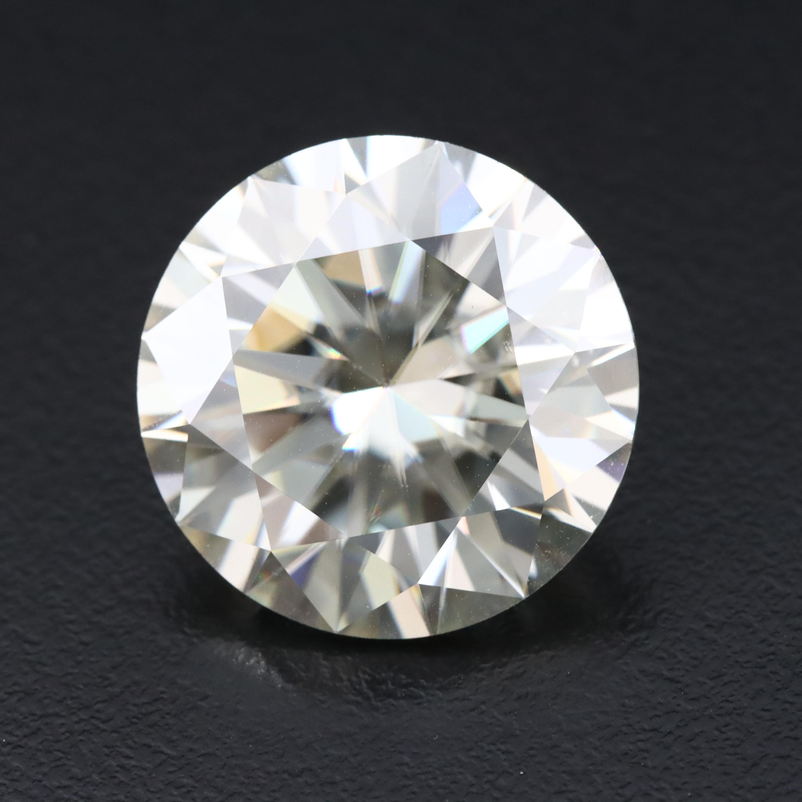 Loose 20.63 CT Moissanite