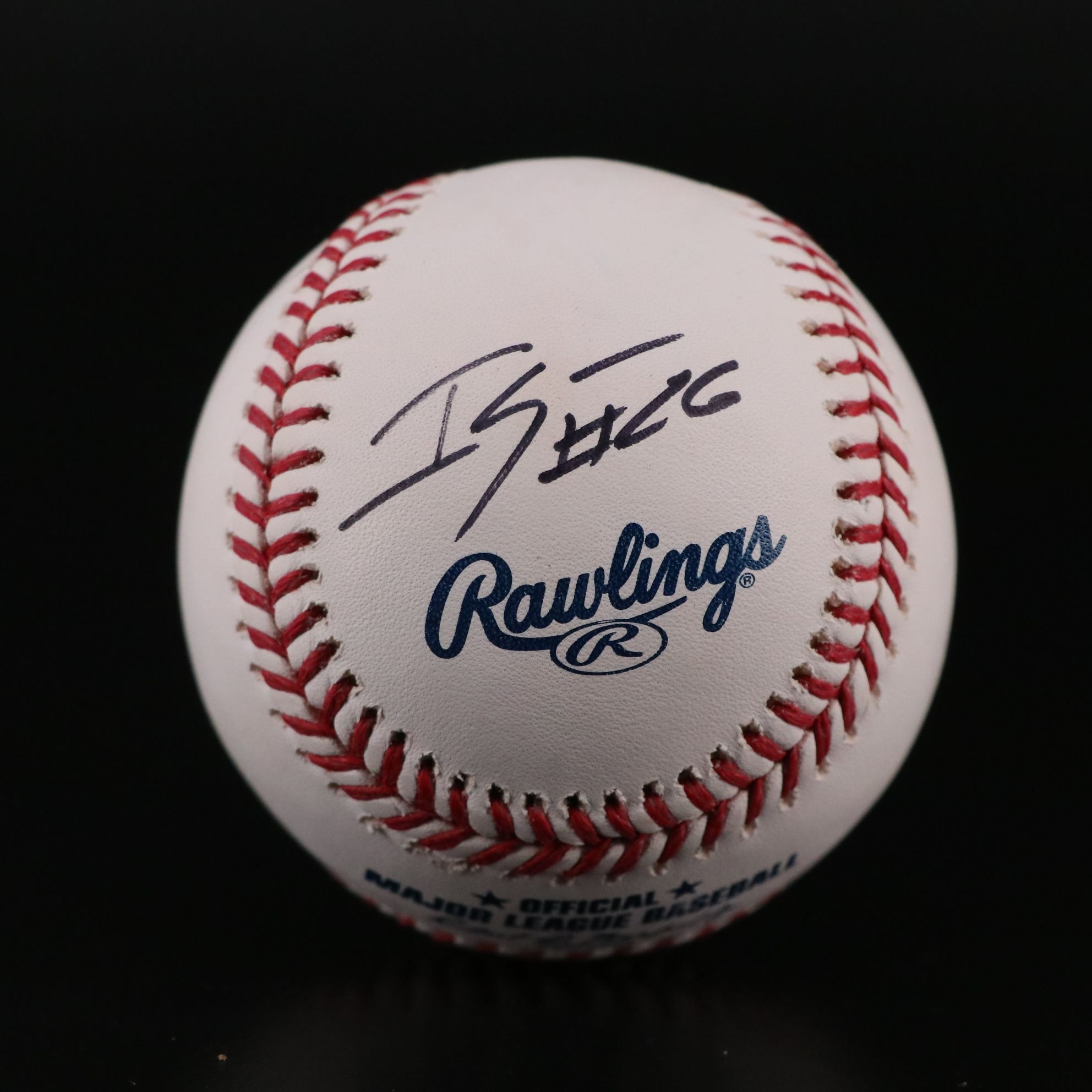 Devin Mesoraco, Jose Peraza, Donald Lutz, and More Signed Baseballs