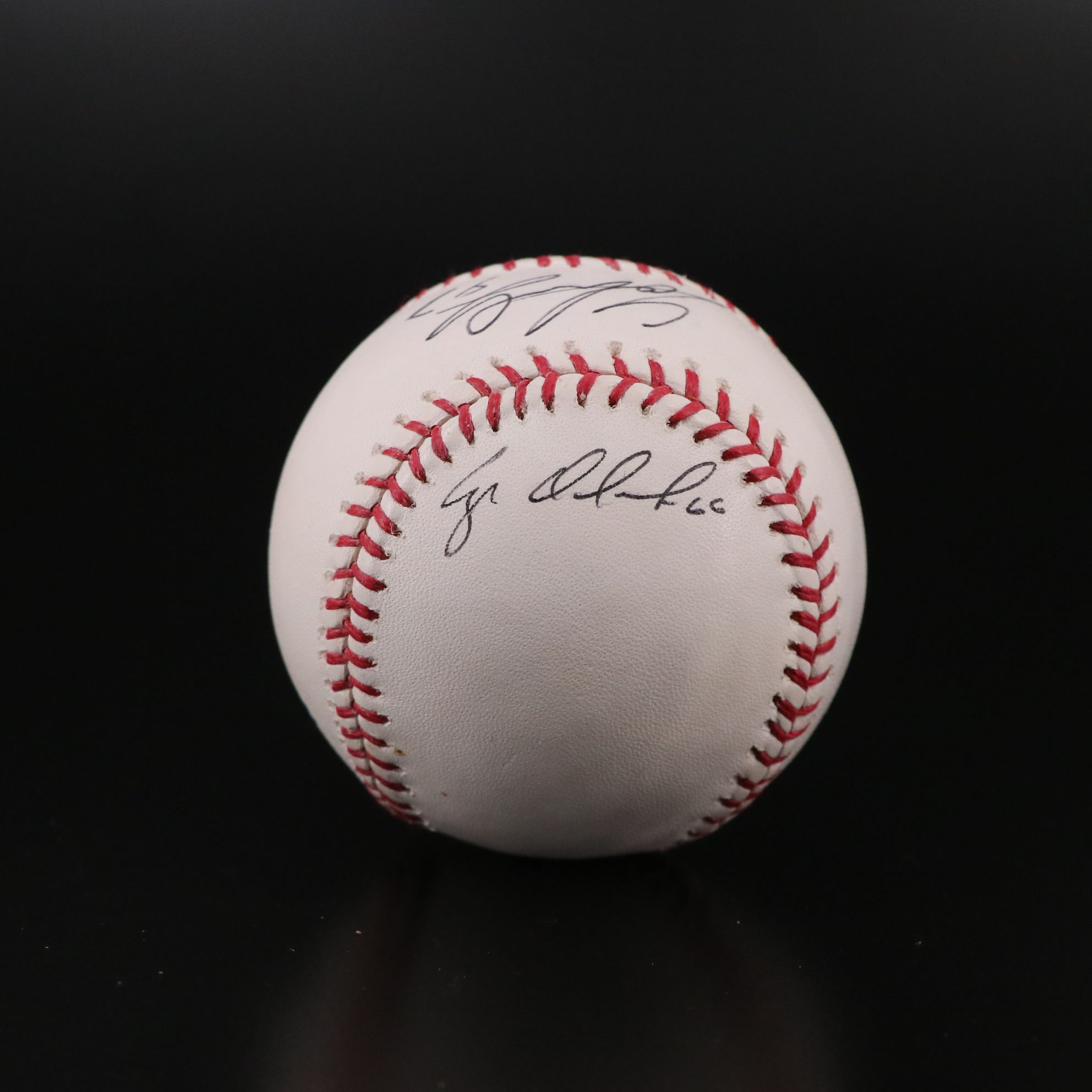Devin Mesoraco, Jose Peraza, Donald Lutz, and More Signed Baseballs