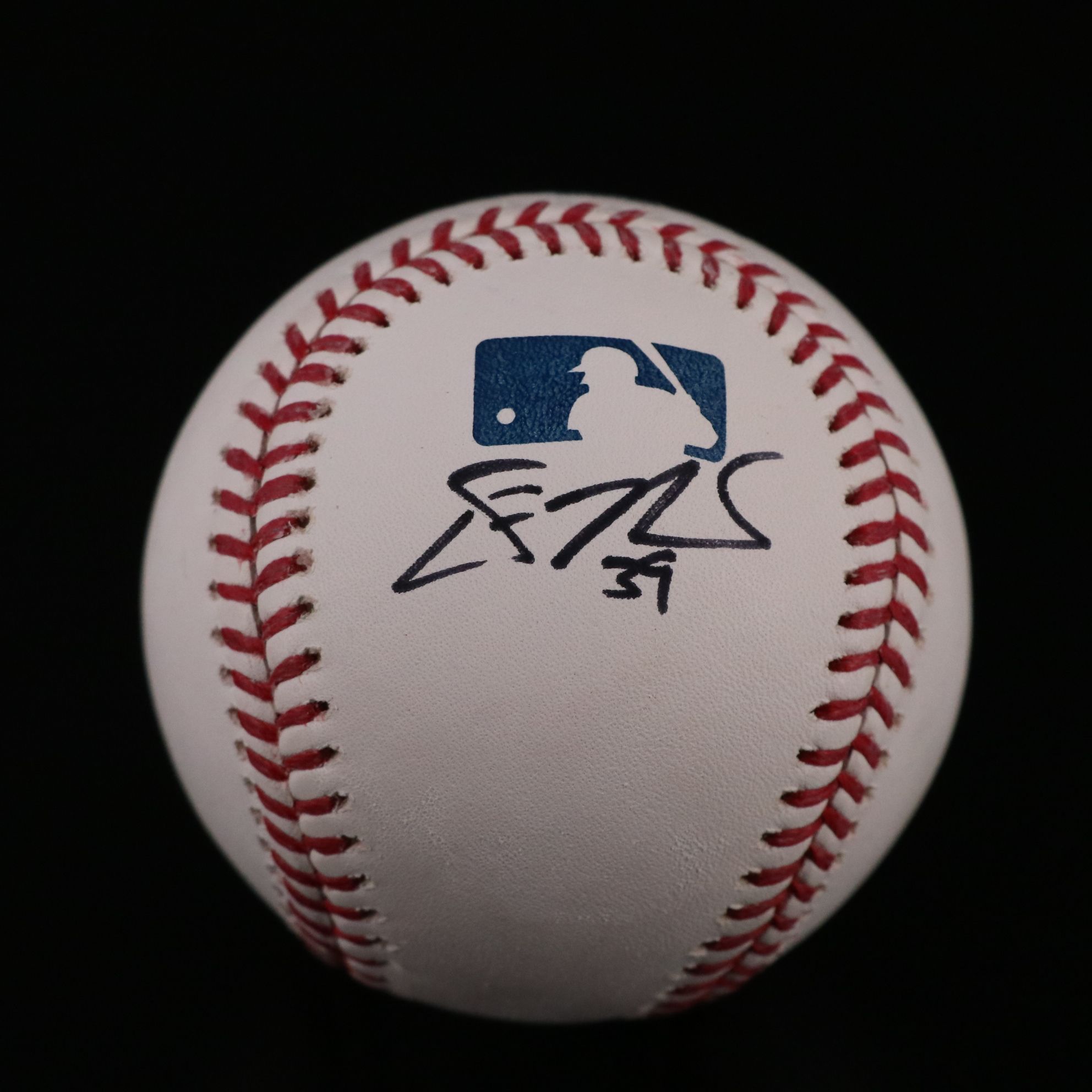 Devin Mesoraco, Jose Peraza, Donald Lutz, and More Signed Baseballs