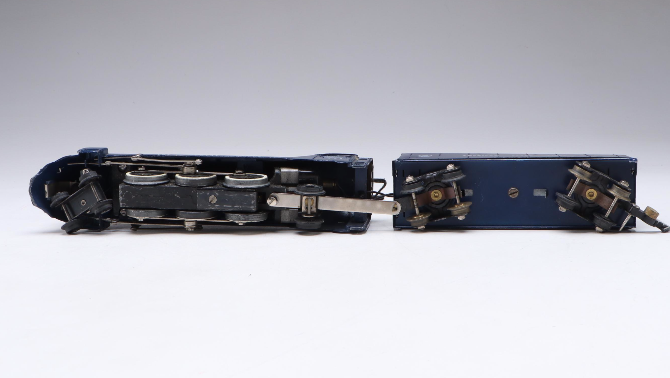 Modern Toys Silver Streak Toy Train with American Flyer The Royal Blue 350 Model